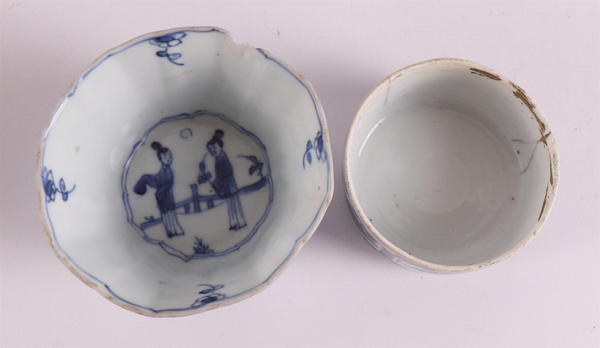 A lot of various Chinese porcelain, including Dog of Foo cencer, 18th century - Bild 4 aus 17