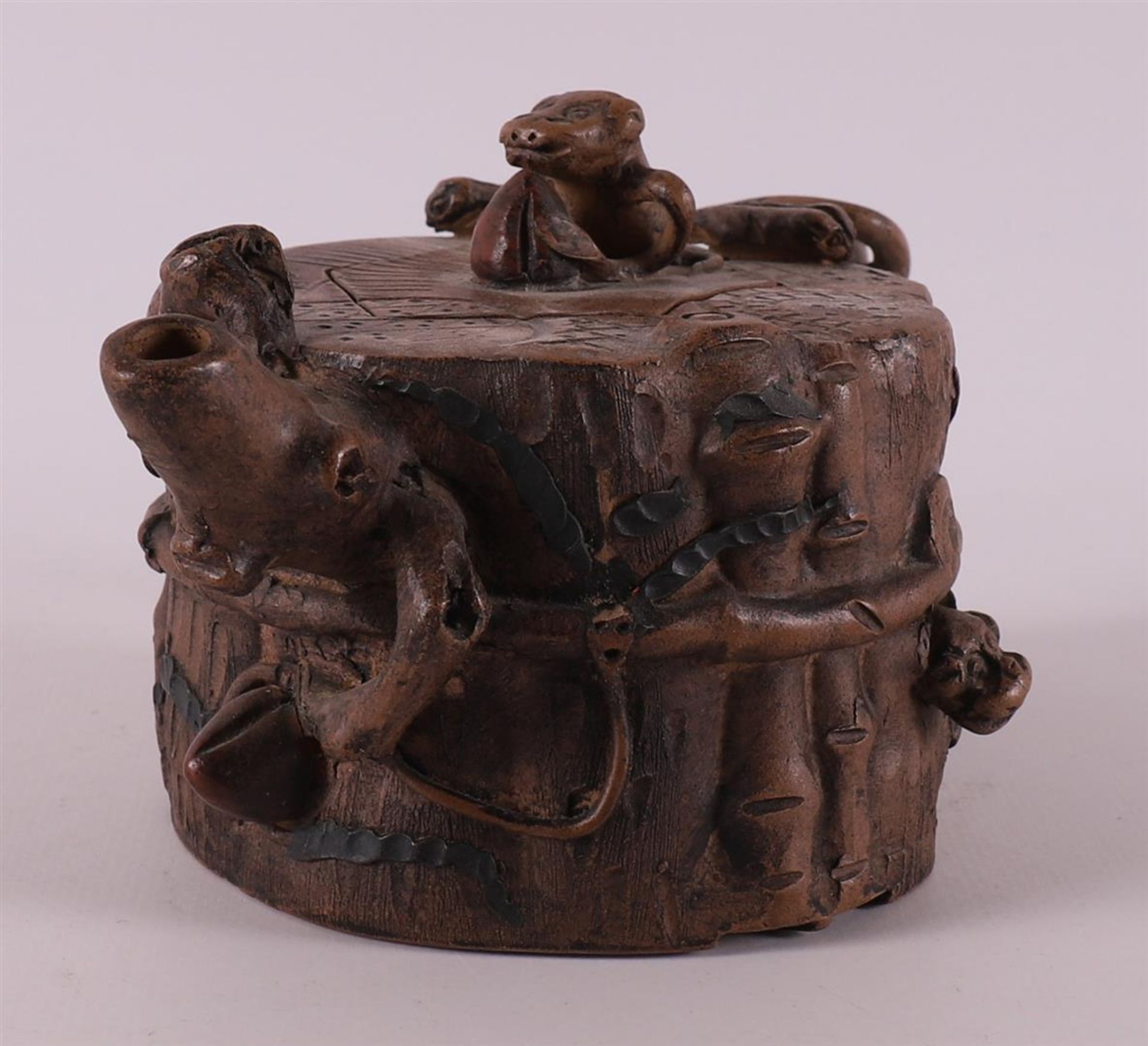 A yixing stoneware tree trunk-shaped teapot, China, 20th century. - Image 3 of 11