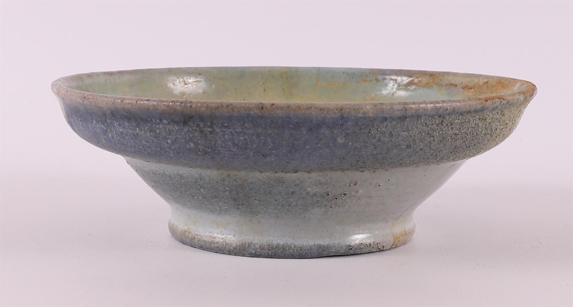 A gray/green glazed earthenware bowl, Chris Lanooy - Bild 3 aus 6