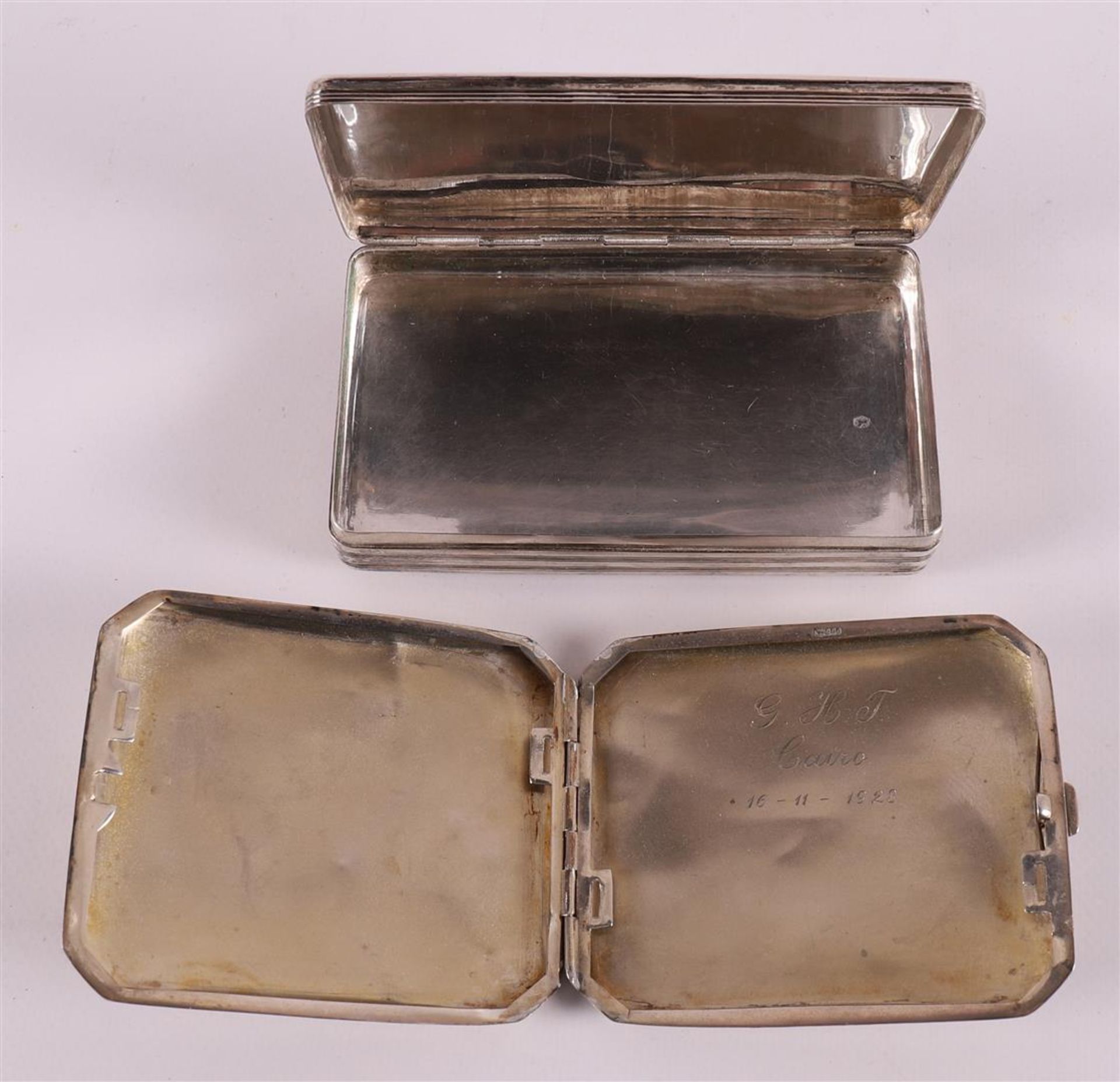 A second grade 835/1000 silver tobacco box, year letter 1831. - Image 2 of 2