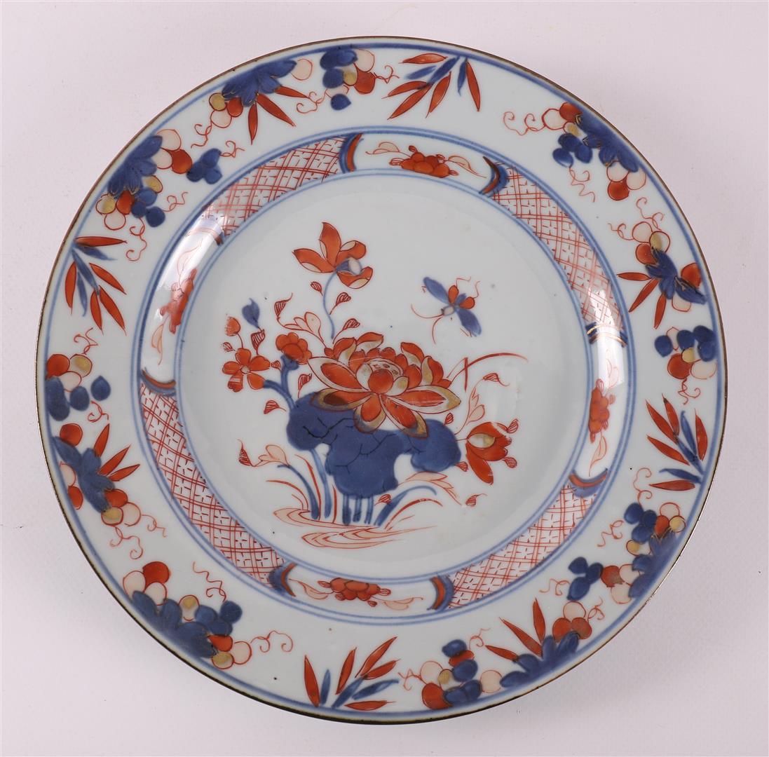 Three various porcelain Chinese Imari plates, China, including Qianlong, 18th ce - Image 2 of 8