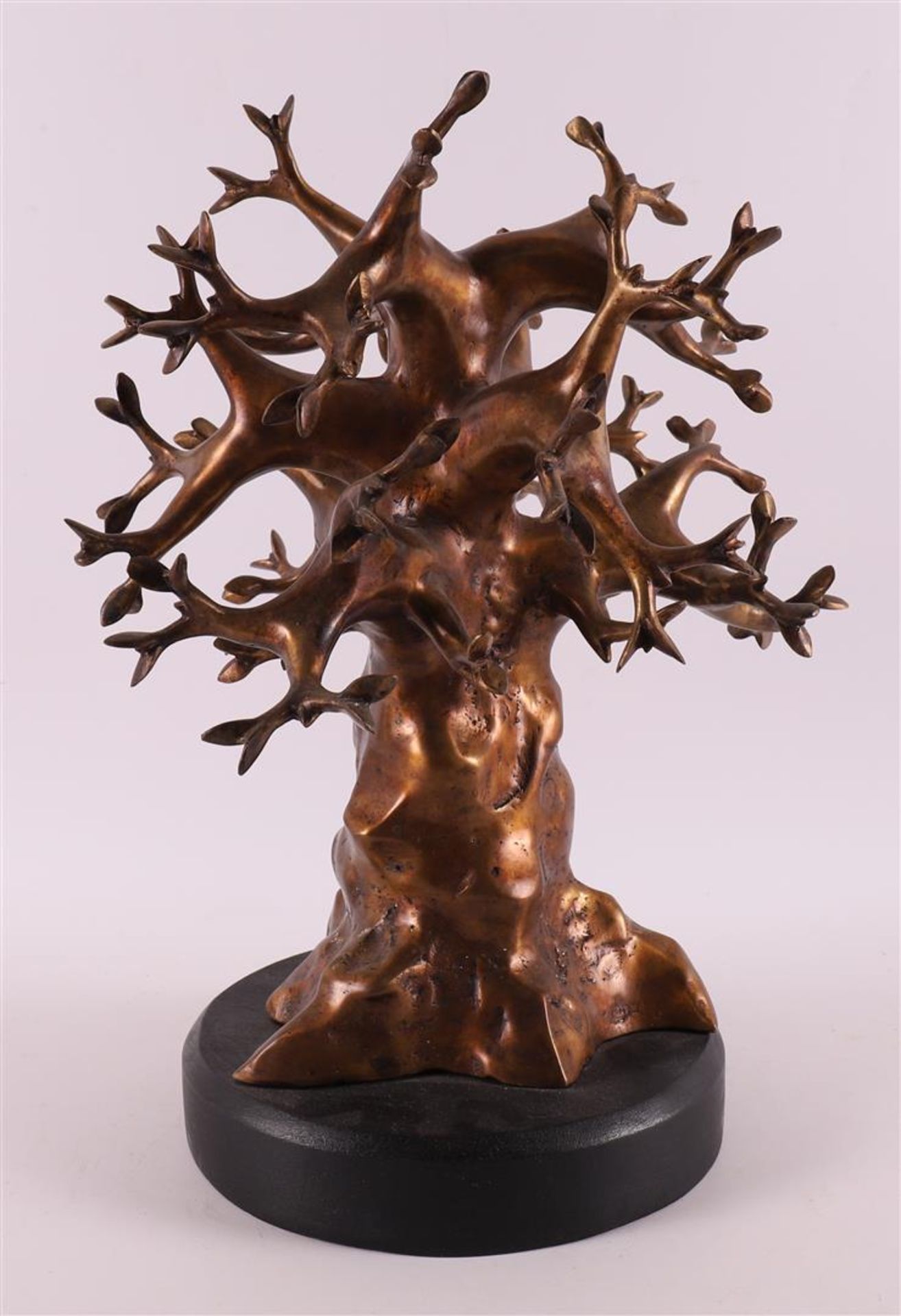 A brown patinated bronze baobab tree, 21st century. - Bild 2 aus 2