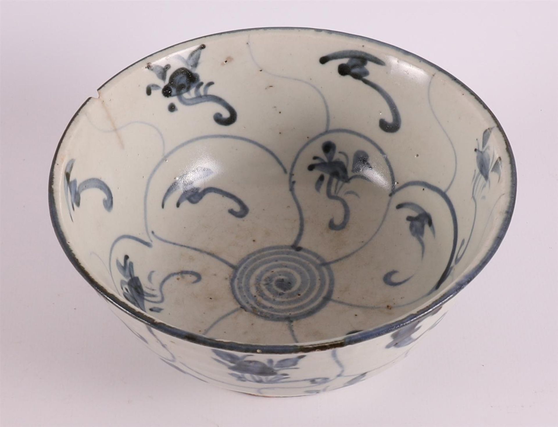 A lot of various Chinese porcelain, including Dog of Foo cencer, 18th century - Bild 7 aus 17