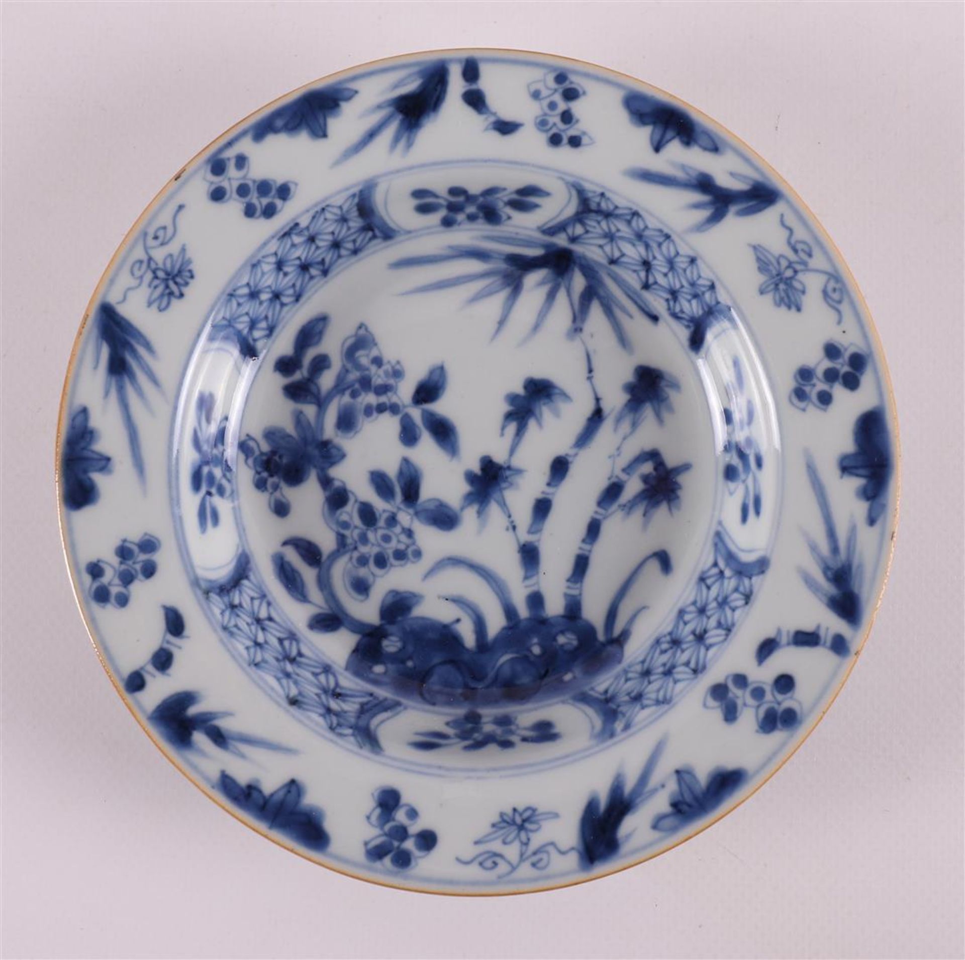 A lot of various Chinese porcelain, including 18th century. - Bild 4 aus 15