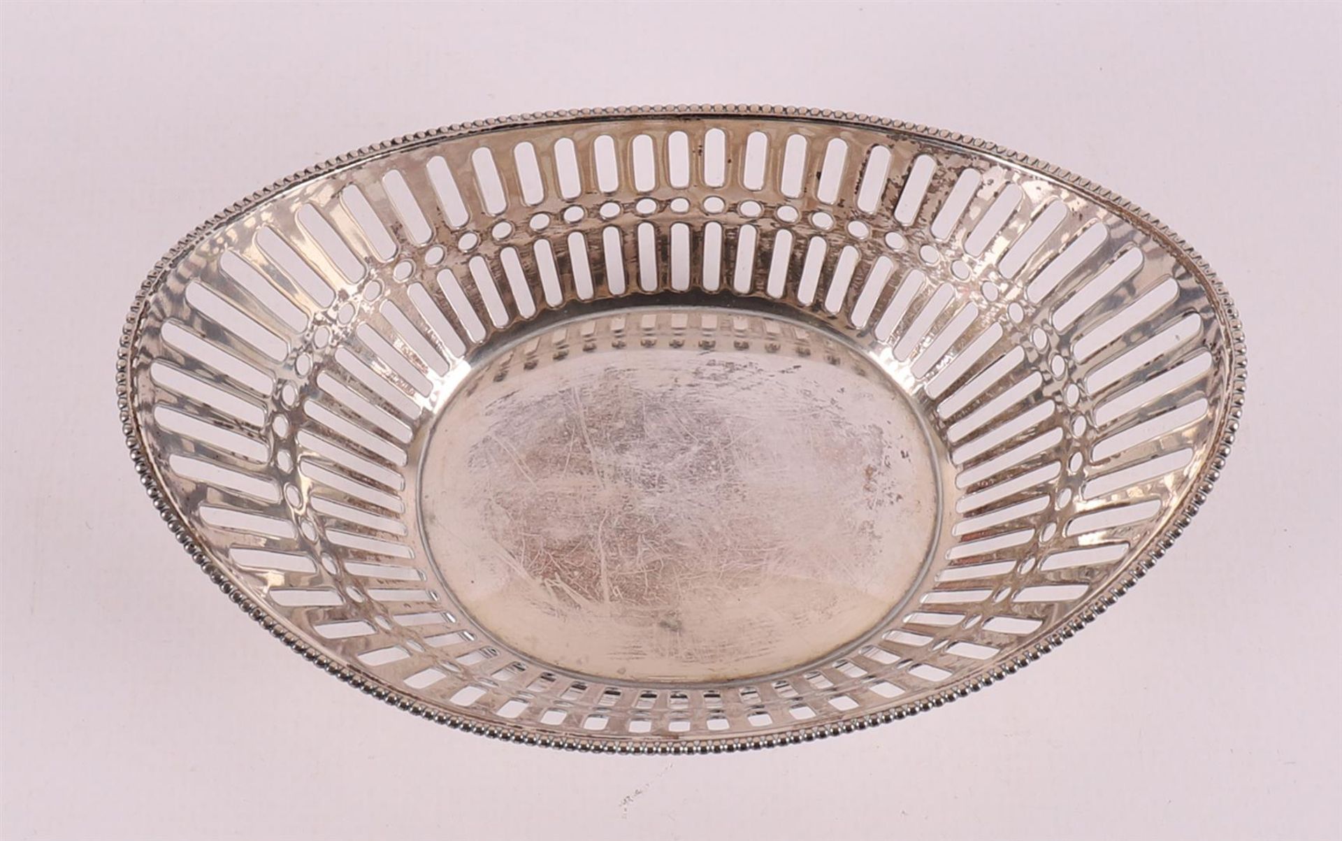 A second grade silver boat-shaped chocolate basket, 1952. - Bild 3 aus 4