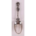 A silver birth spoon with crowning couple, Friesland, 19th century.