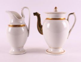A porcelain Empire model coffee pot and milk jug, 1st quarter 19th century.