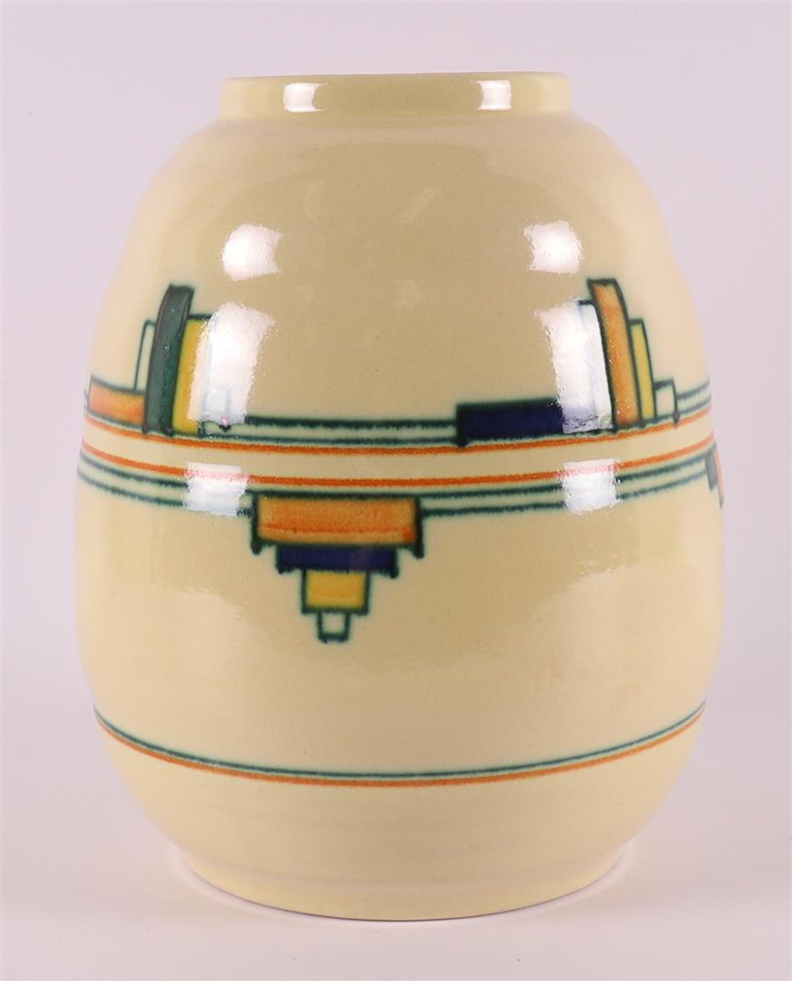 A pottery vase, Potterie KTP Kennemerland Velsen, 1929 - 1932 - Image 4 of 7