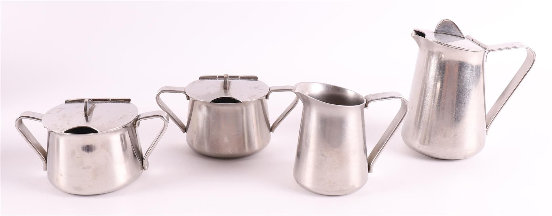 A lot of diverse Alessi, consisting of: whistling kettles and milk and sugar set - Bild 5 aus 8