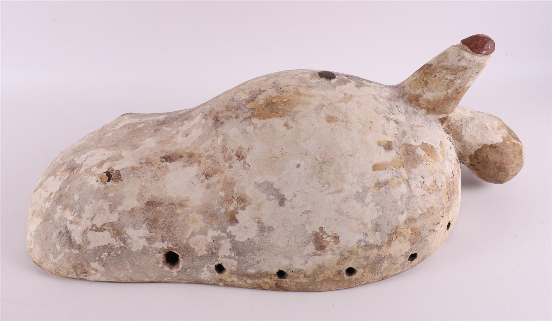 A wooden ceremonial male belly mask 'Njorowe', Makondé, - Bild 3 aus 4