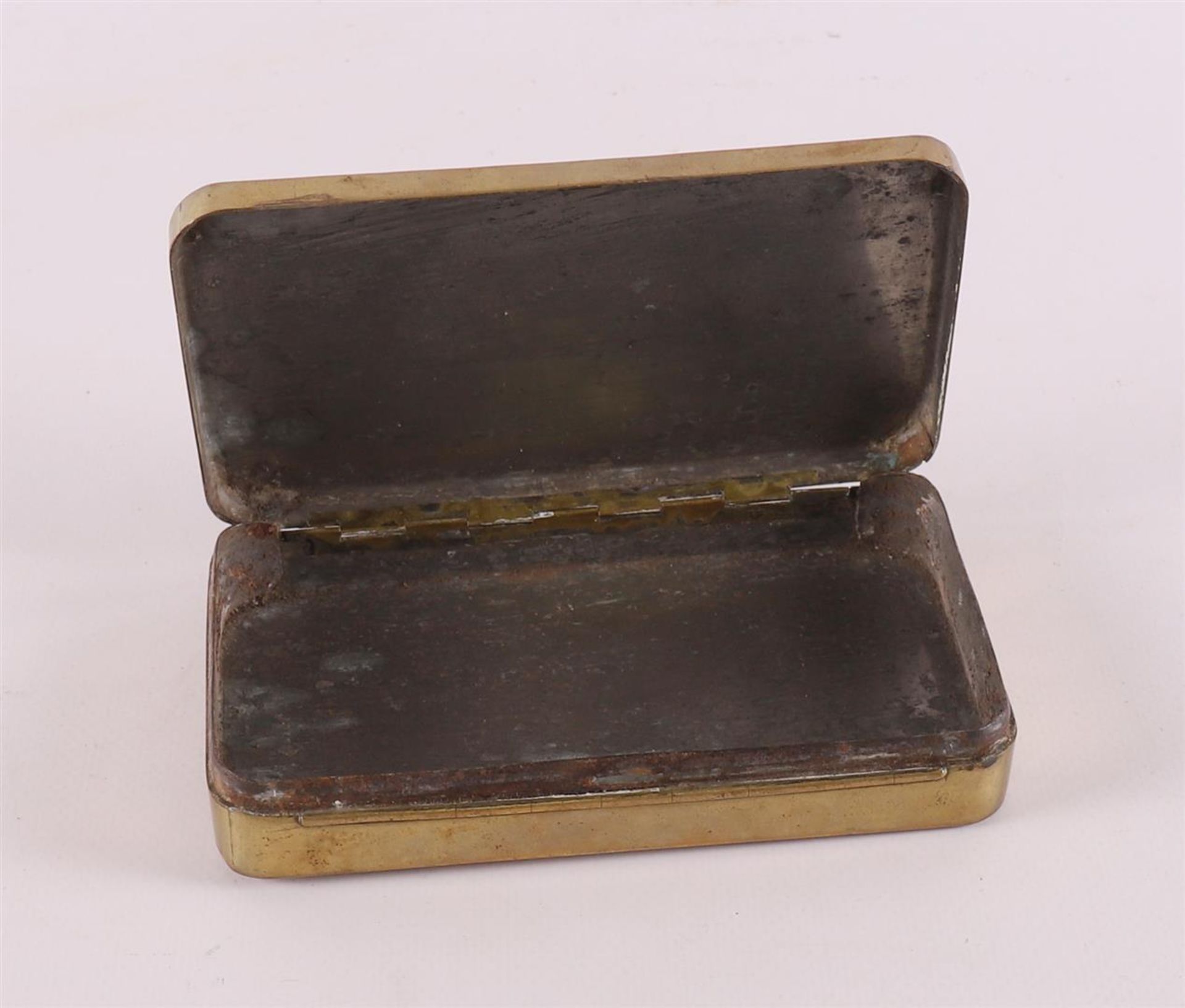 Two various brass tobacco boxes, 18th century. - Image 4 of 9