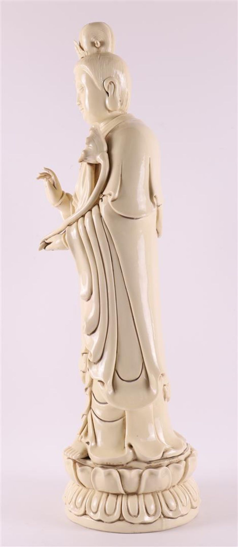 A white Chinese Kwan Yin standing on a lotus crown, China, 20th century. - Image 7 of 15