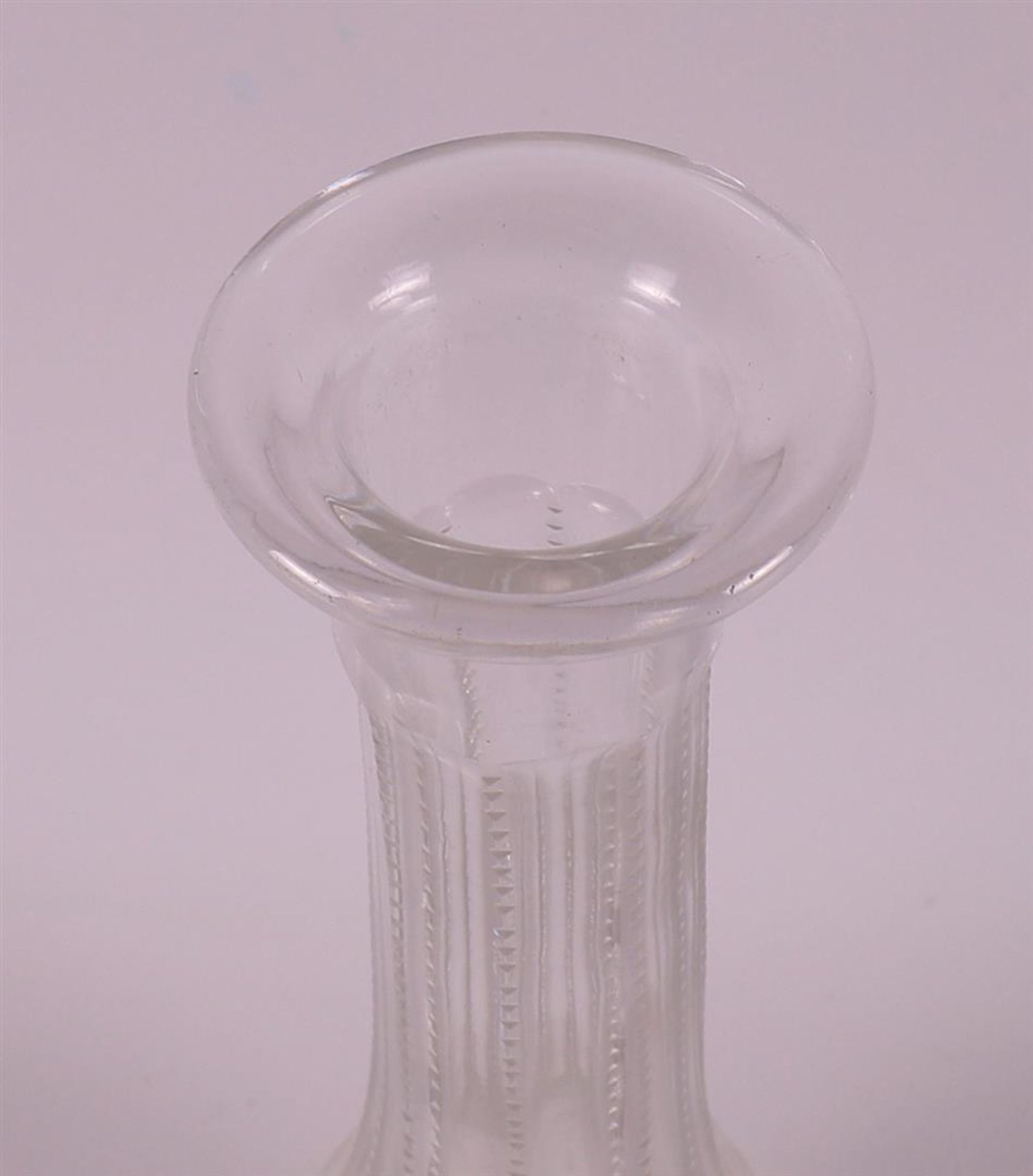 A clear crystal decanter with glasses, 1st half of the 20th century. - Bild 3 aus 3