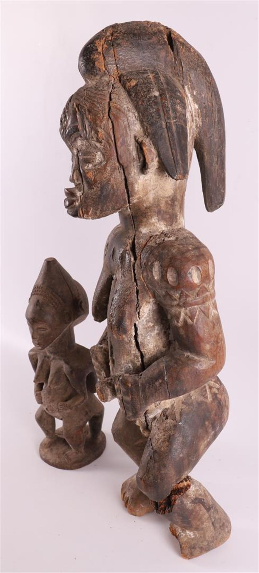 A carved sculpture, Fang, Gabon, Africa, 20th century - Bild 2 aus 5