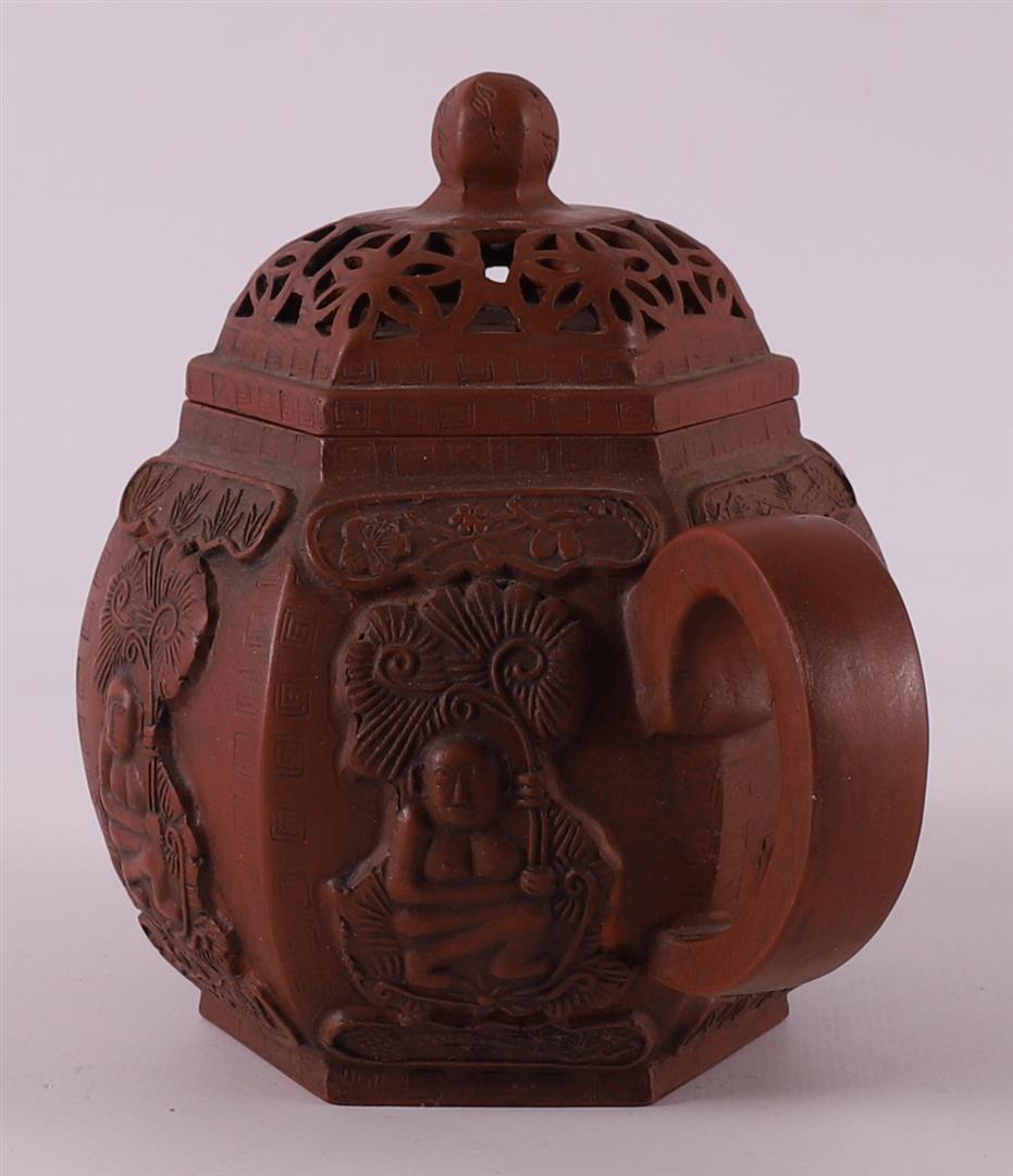 A yixing stoneware hexagonal teapot, China, 20th century. - Image 5 of 11