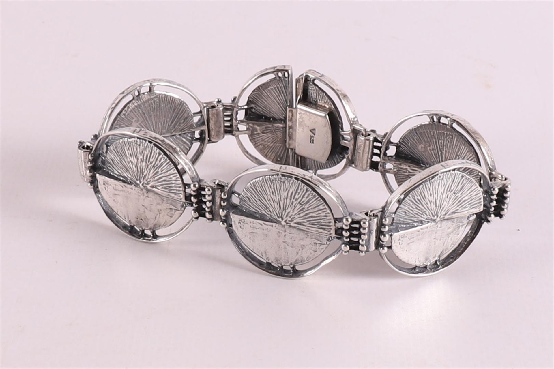 A 1st grade 925/1000 silver design link bracelet. TEKA, Theodor Klotz.