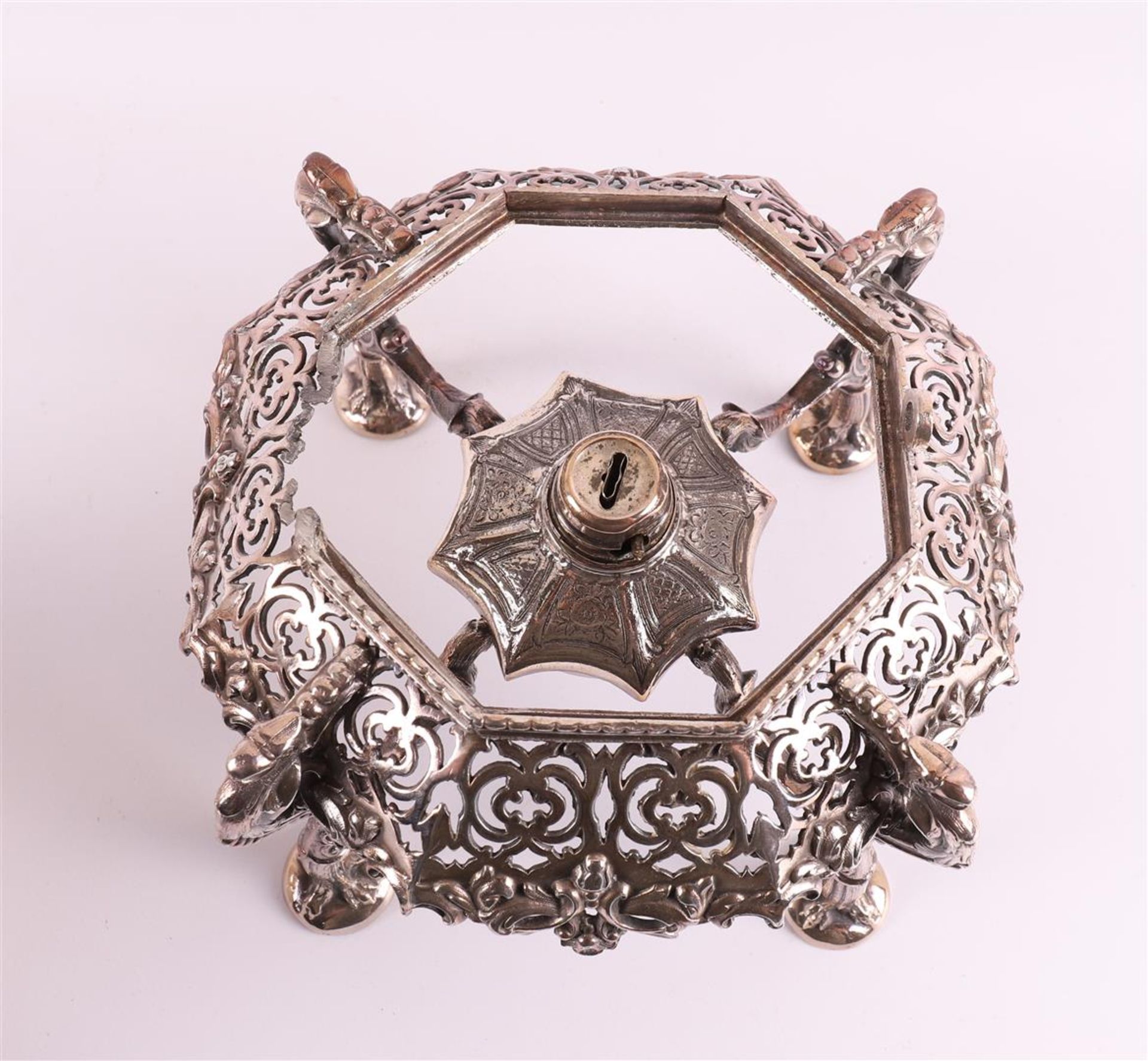 A chrome-plated pewter bowl on an openwork brazier, 2nd half of the 19th century - Bild 4 aus 5