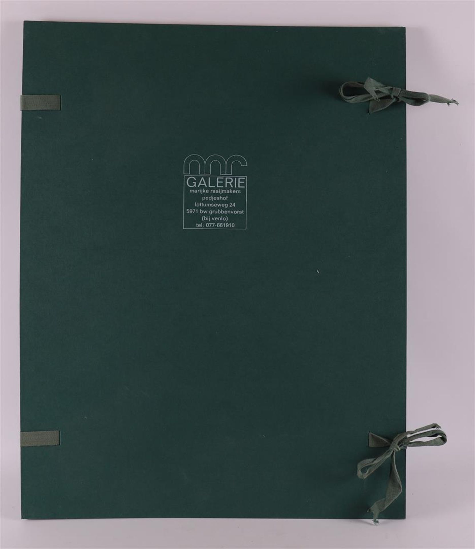 Salentijn, Kees (1947) Print folder containing various screen prints. - Bild 3 aus 3