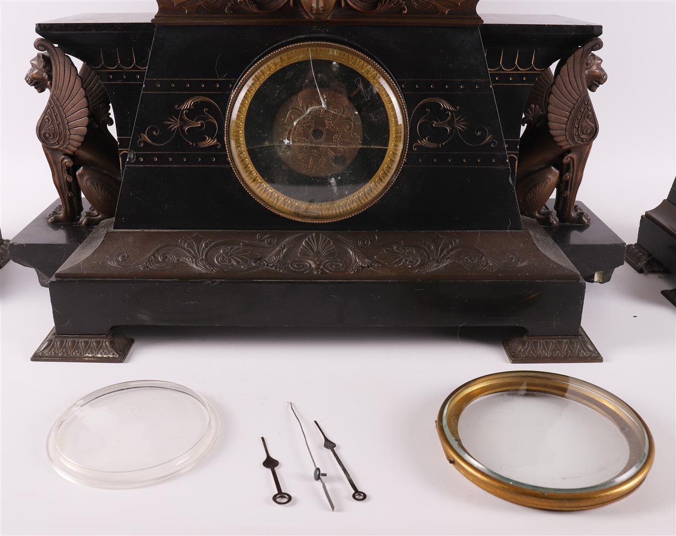 A bronze 'mantle Clock', pendulum set France, Napoleon III, by Moreau Math - Image 2 of 17
