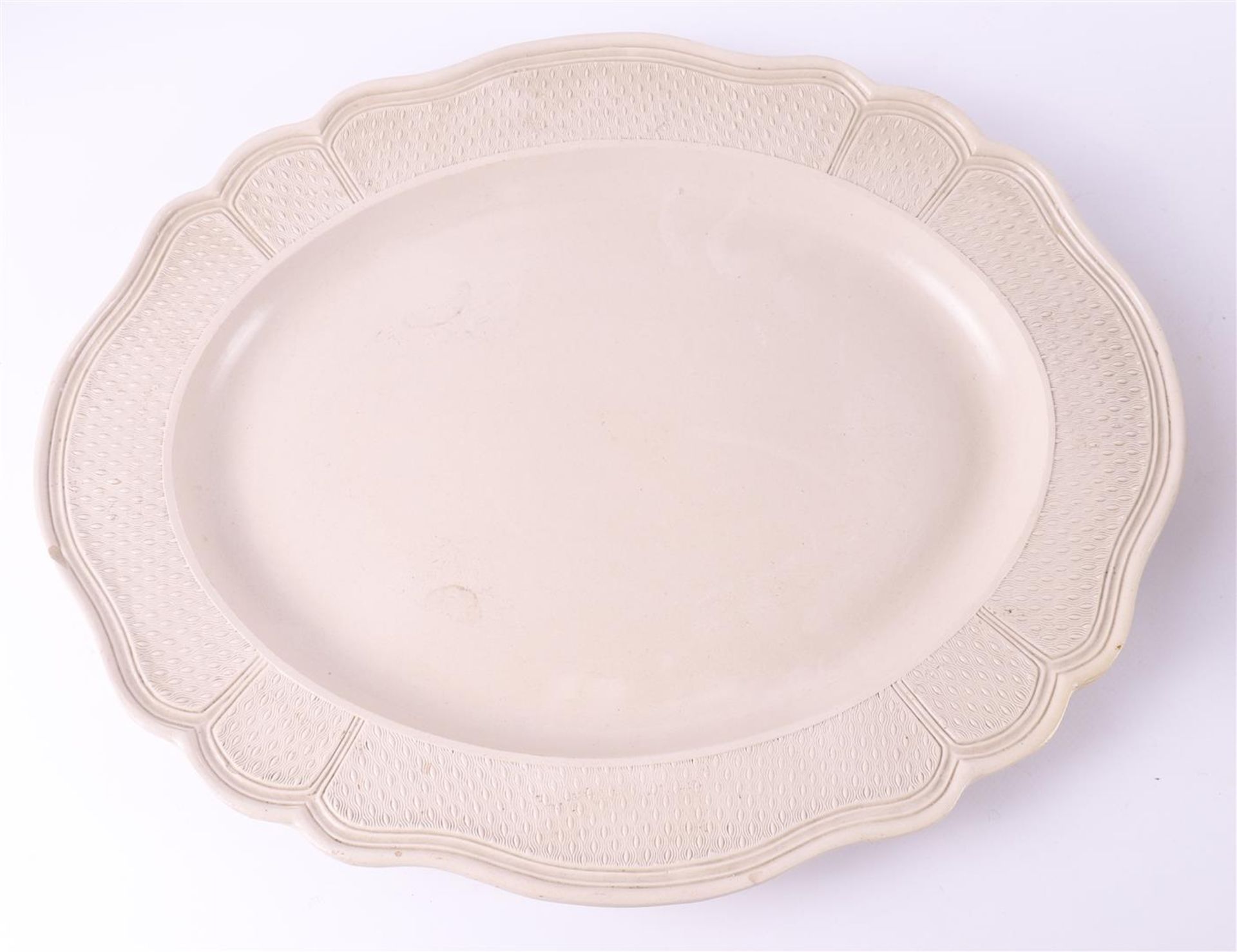 A creamware terrine on saucer, England 19th century. - Bild 9 aus 18