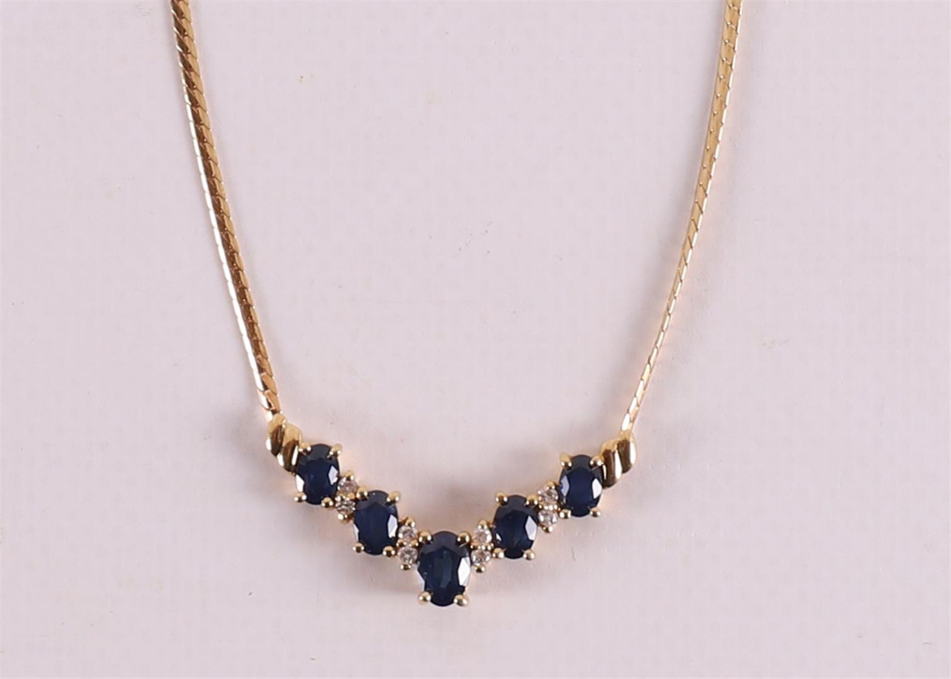 An 18 kt gold choker with 6 facet cut blue sapphires and 8 brilliants - Image 2 of 3