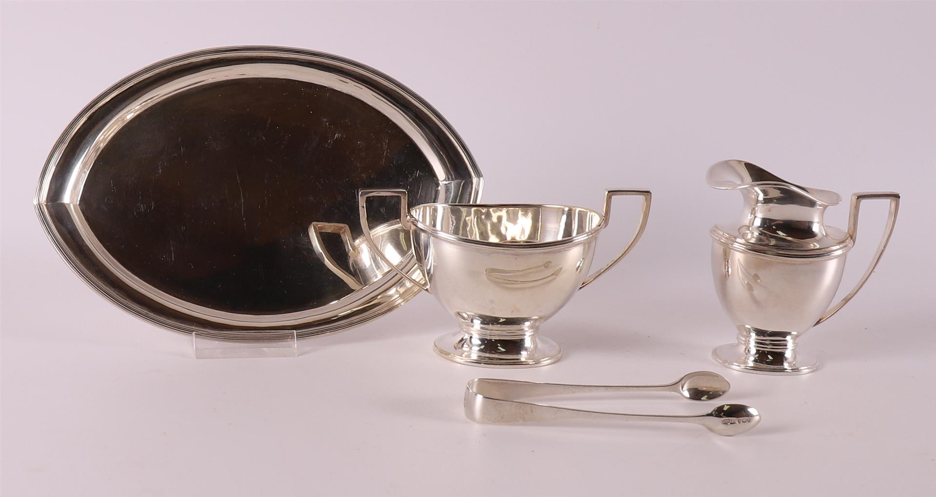 A second grade 835/1000 silver milk jug and sugar bowl on a silver platter, 20th - Image 2 of 4