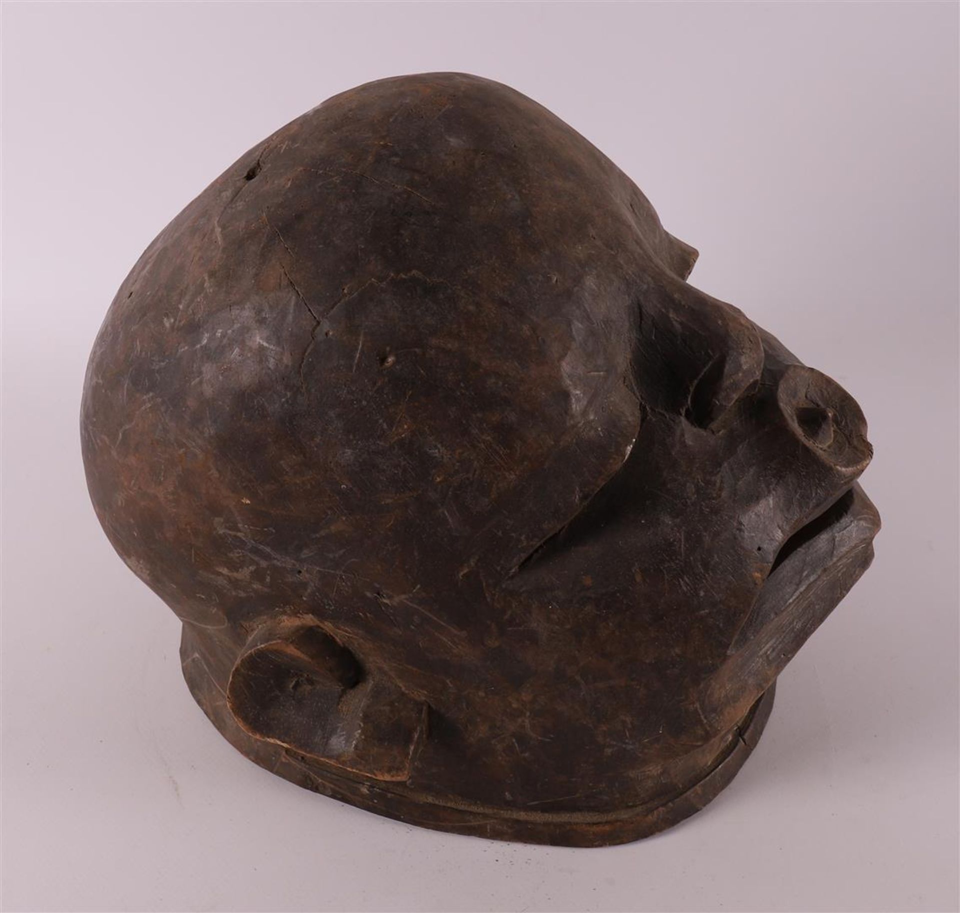 A wooden makonde 'Helmet-mask', Tanzania, Africa, late 20th/early 21st century - Bild 3 aus 5
