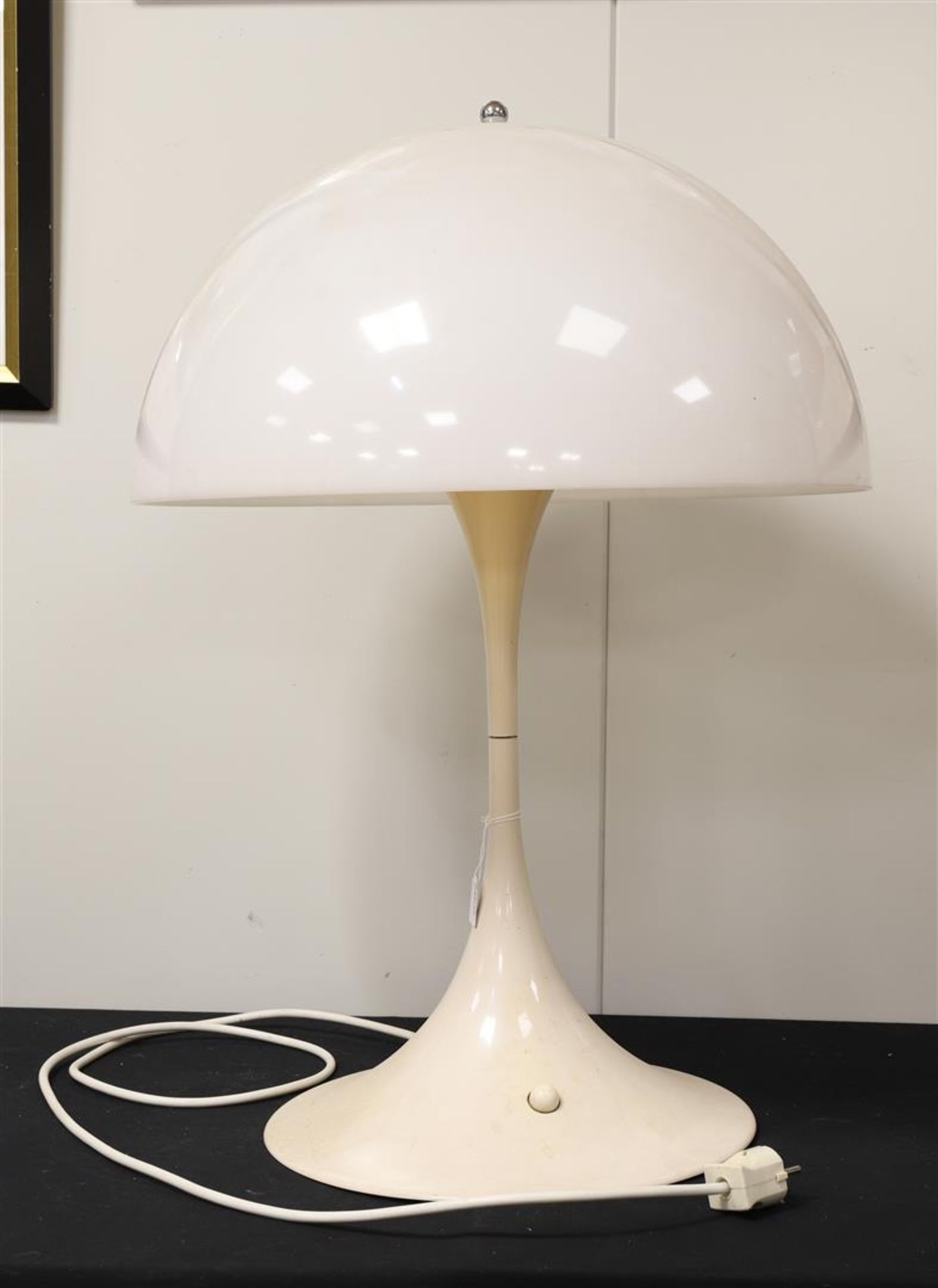 A Panthella table lamp by Verner Panton, 1970s.