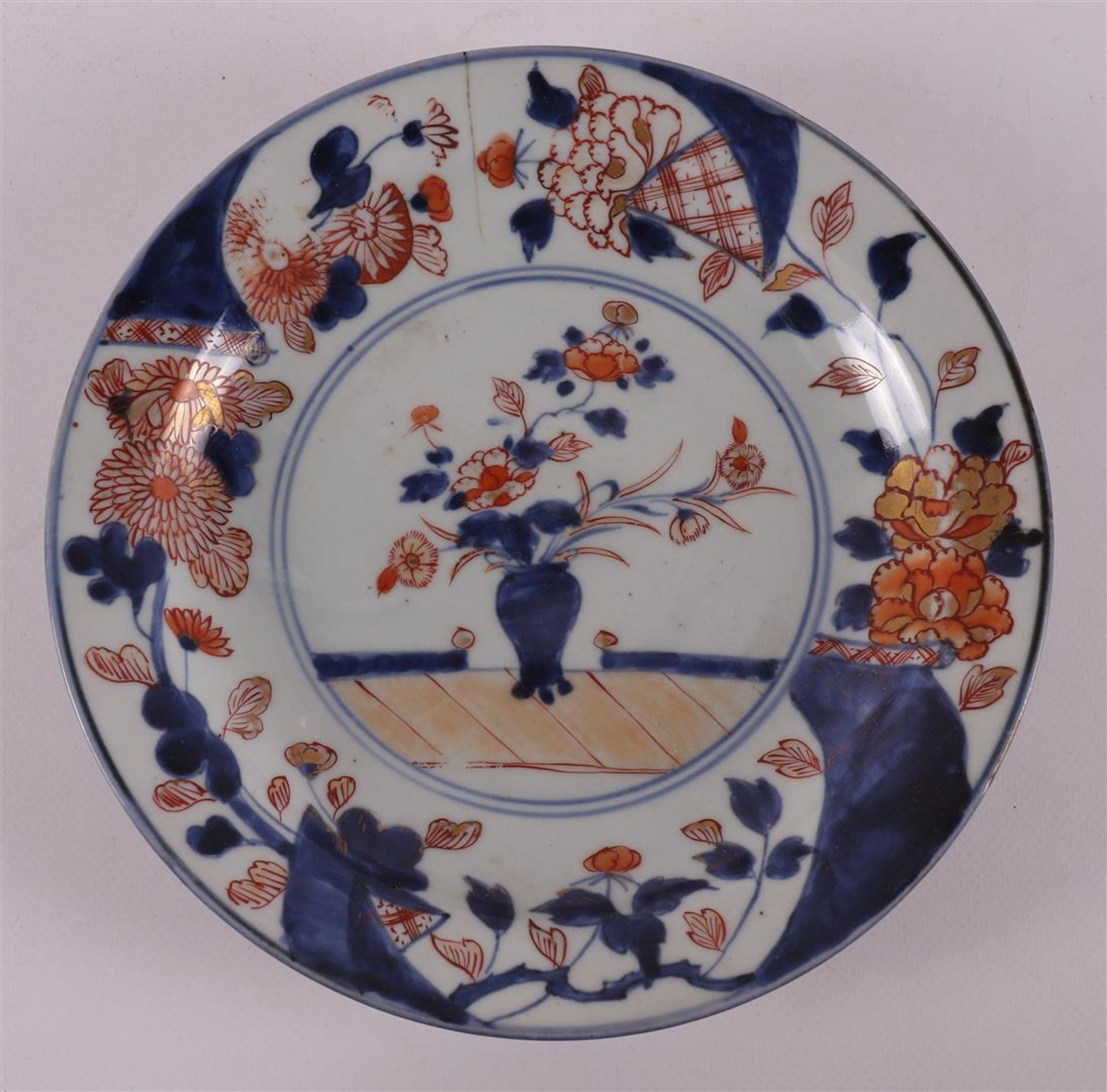 A blue/white porcelain dish, China, Kangxi, around 1700. - Image 9 of 12