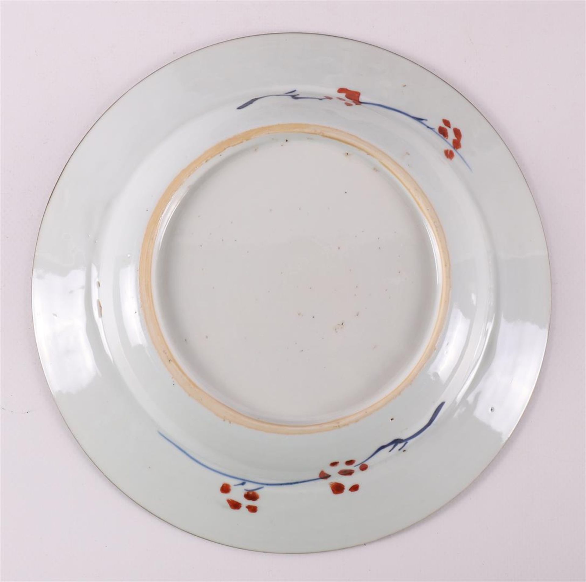 Three various porcelain Chinese Imari plates, China, including Qianlong, 18th ce - Bild 3 aus 7