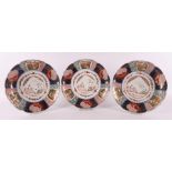 A series of three contoured Imari dishes, Japan, Meiji, late 19th century.