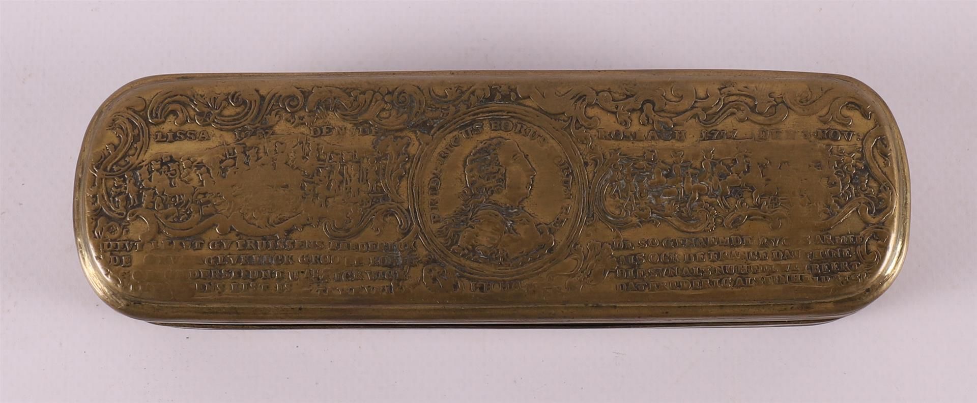 Two various brass tobacco boxes, 18th century. - Image 3 of 7