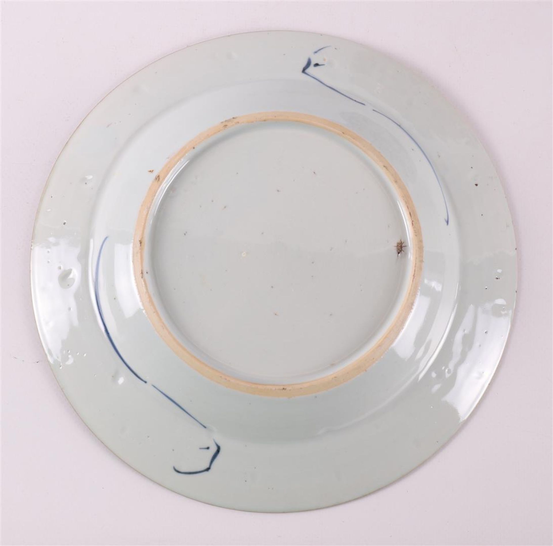 Three various porcelain Chinese Imari plates, China, including Qianlong, 18th ce - Bild 5 aus 7