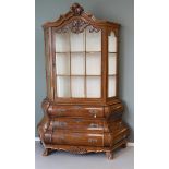 A one-door porcelain/display cabinet, Dutch, Louis Quinze style, 20th century.