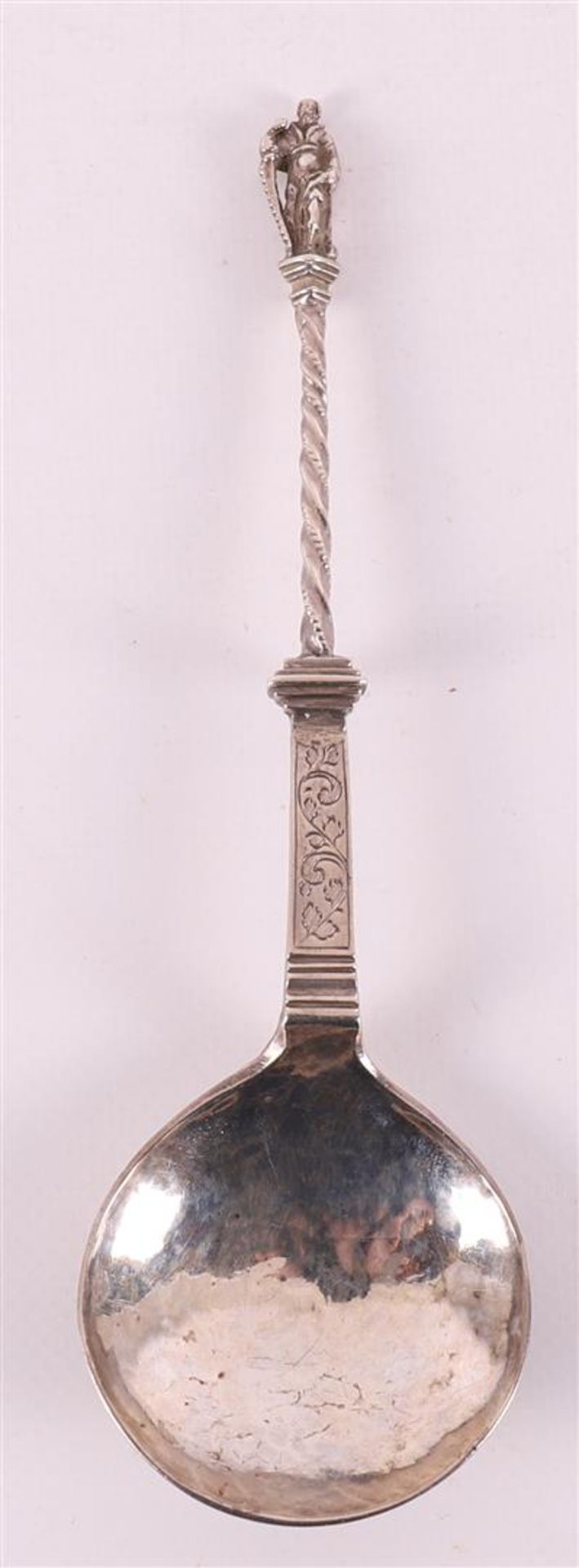 A first grade silver apostle's spoon, Groningen, 17th century.