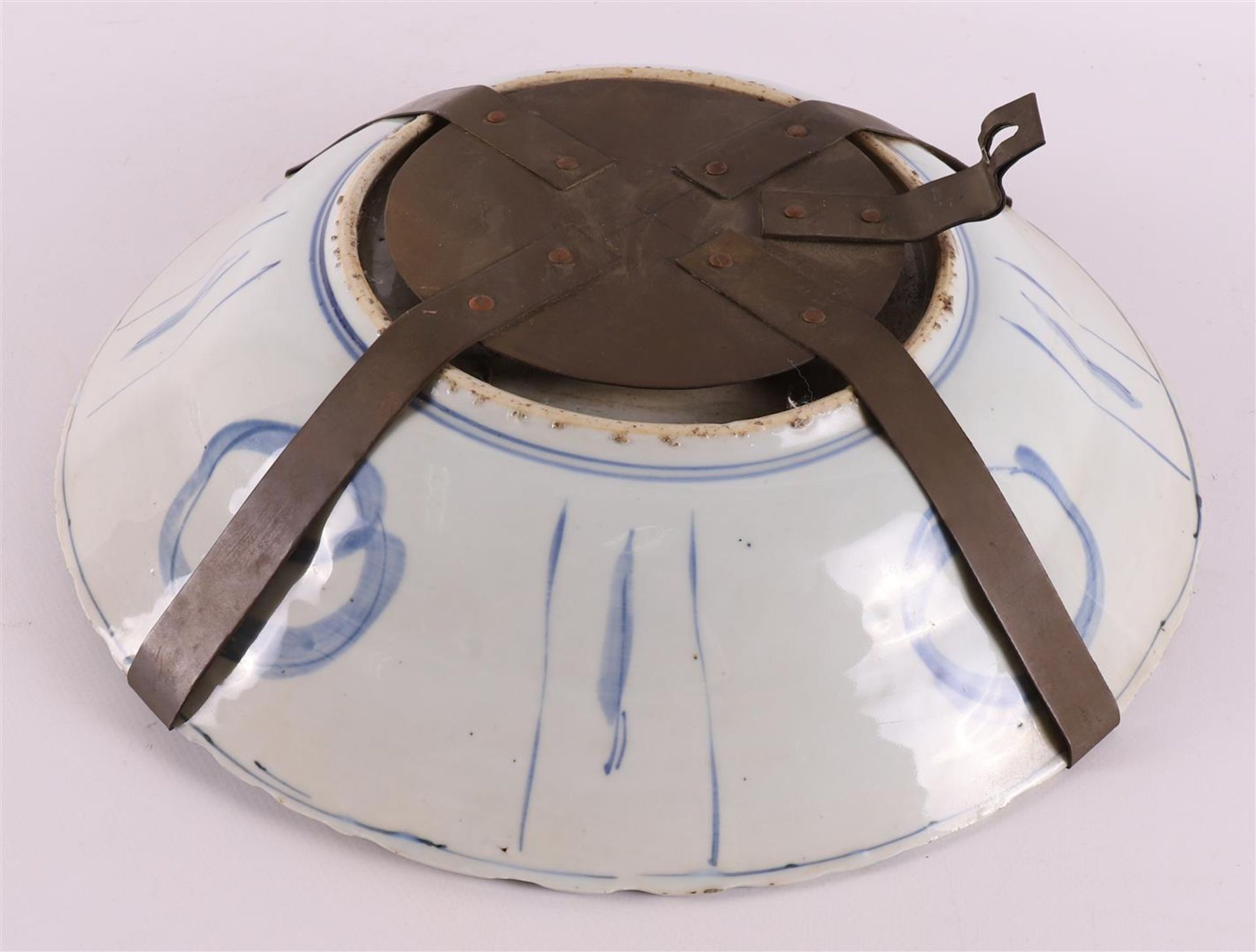 A kraak porcelain dish, China, Wanli, Ming dynasty, around 1600. - Bild 8 aus 10