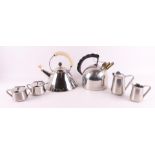 A lot of diverse Alessi, consisting of: whistling kettles and milk and sugar set