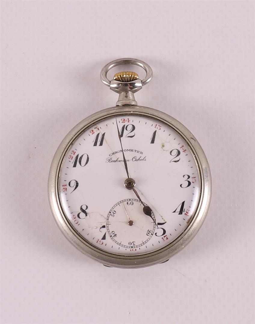 Two various men's vest pocket watches in silver cases, around 1900 - Image 2 of 5