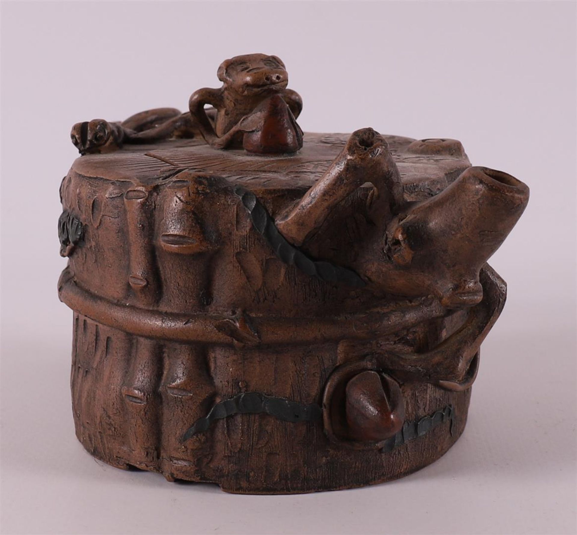 A yixing stoneware tree trunk-shaped teapot, China, 20th century. - Image 4 of 11