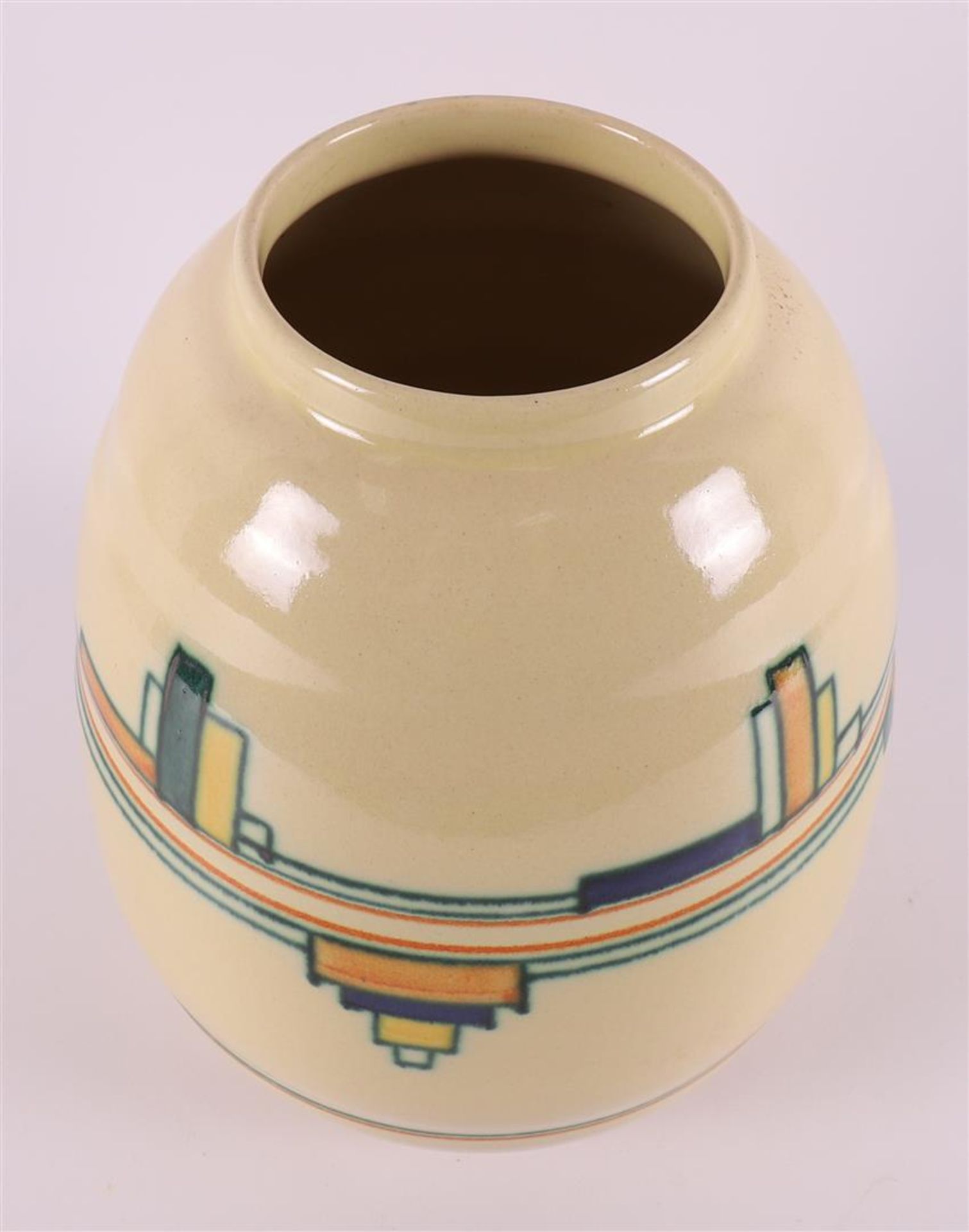 A pottery vase, Potterie KTP Kennemerland Velsen, 1929 - 1932 - Image 5 of 7