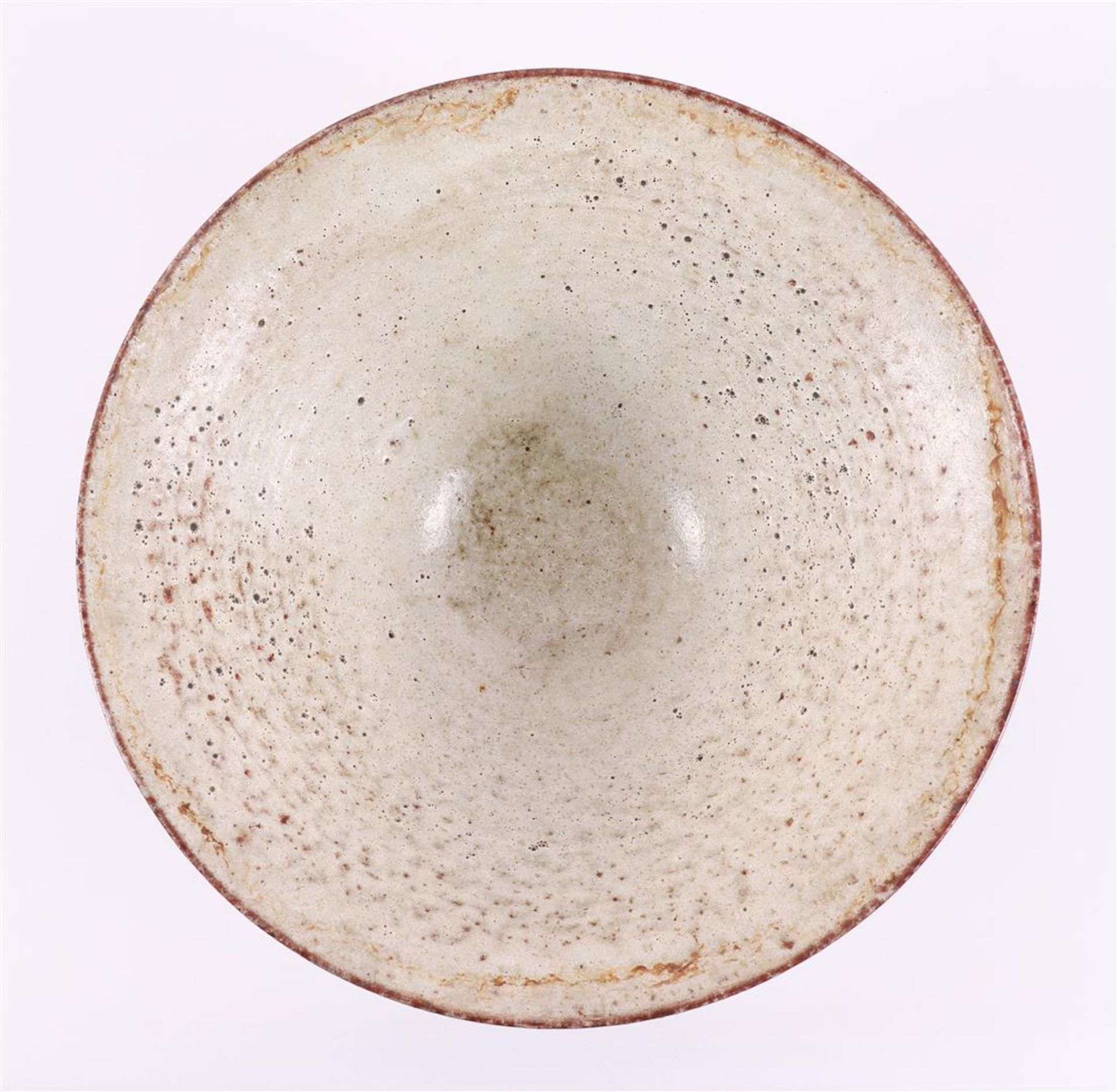 A conical cream-glazed earthenware bowl, marked: Zaalberg, ca. 1960 - Bild 3 aus 4
