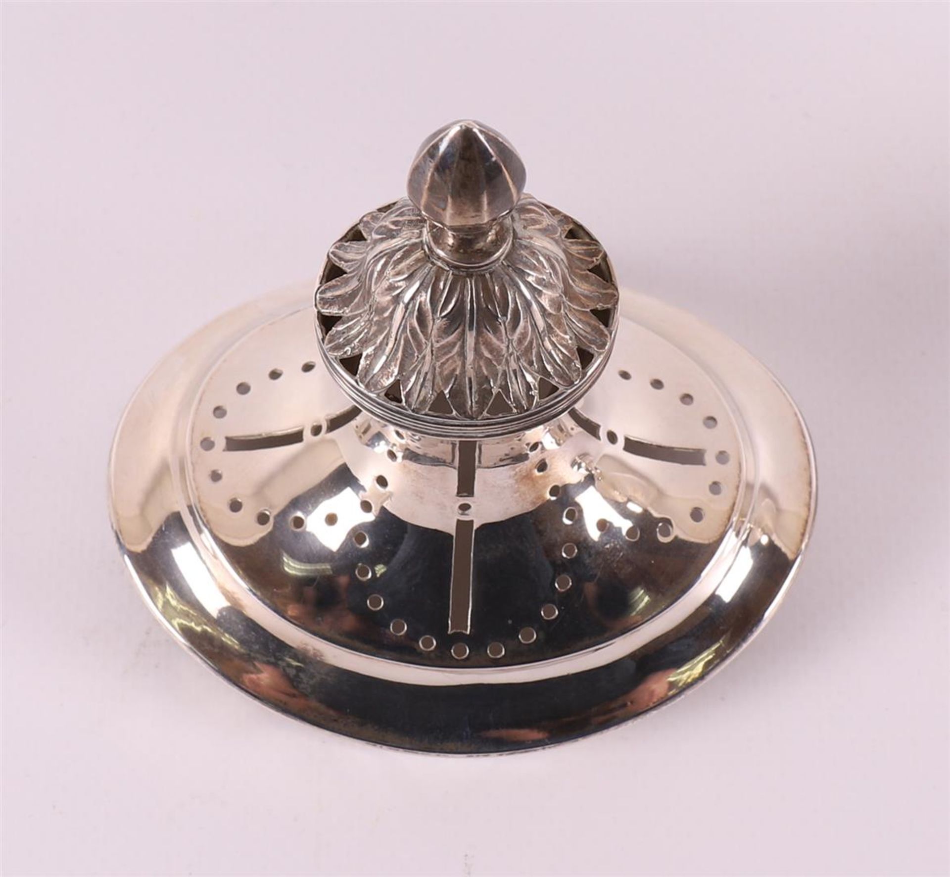 A silver Empire boat-shaped spreader on a profile base with double fillet, - Image 4 of 5