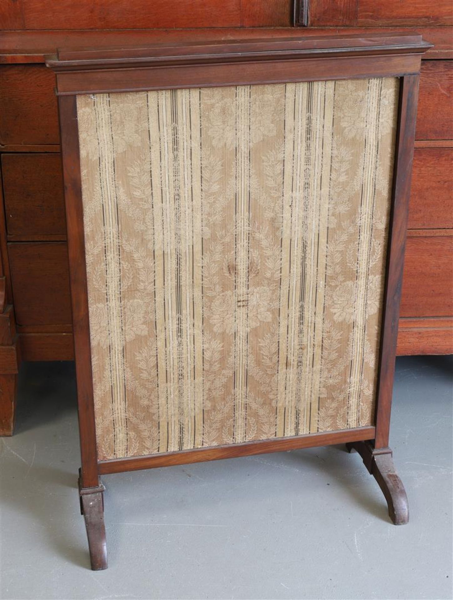 A walnut glued rectangular fireplace screen, 1st half of the 19th century.