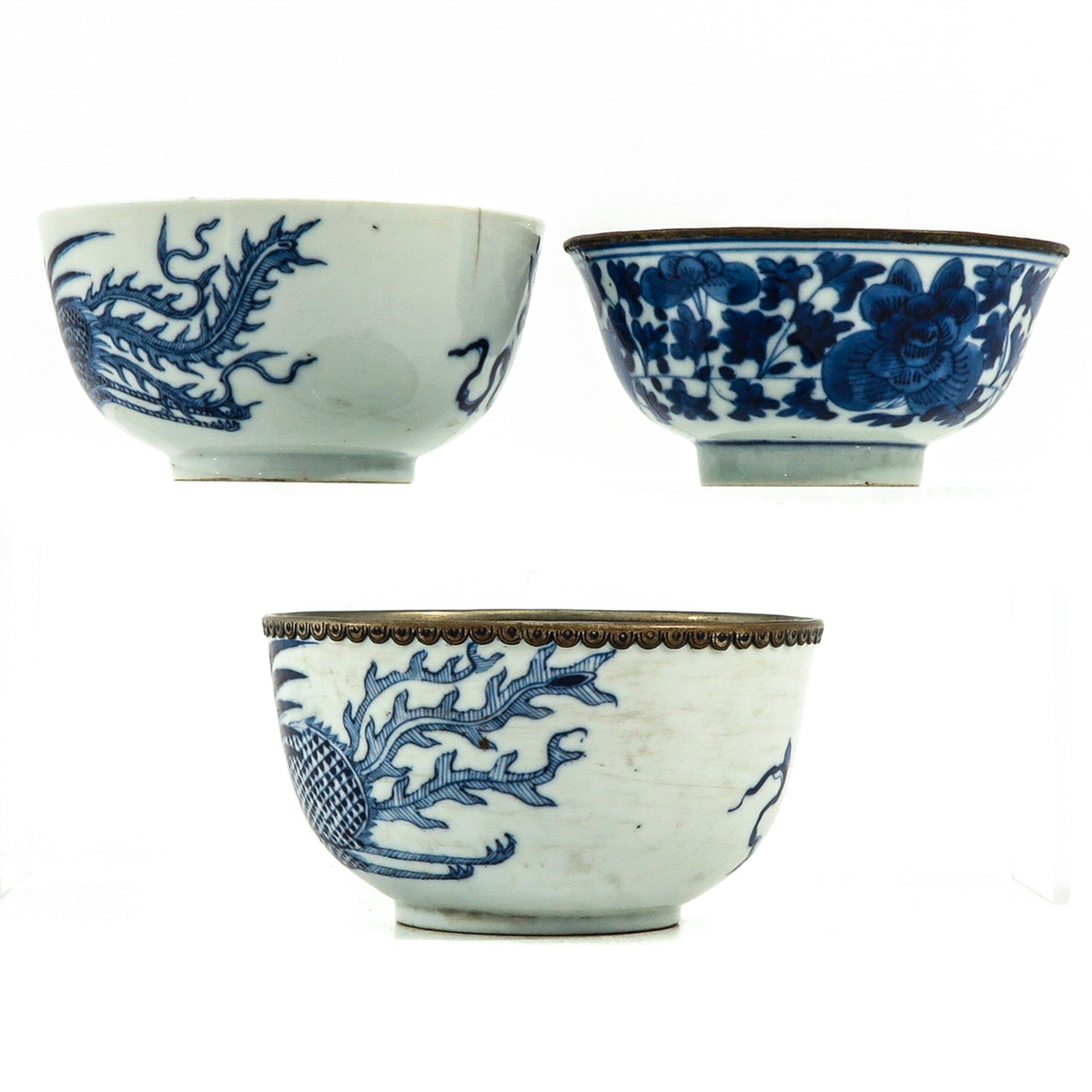 A Collection of Bleu de Hu Porcelain - Image 2 of 10