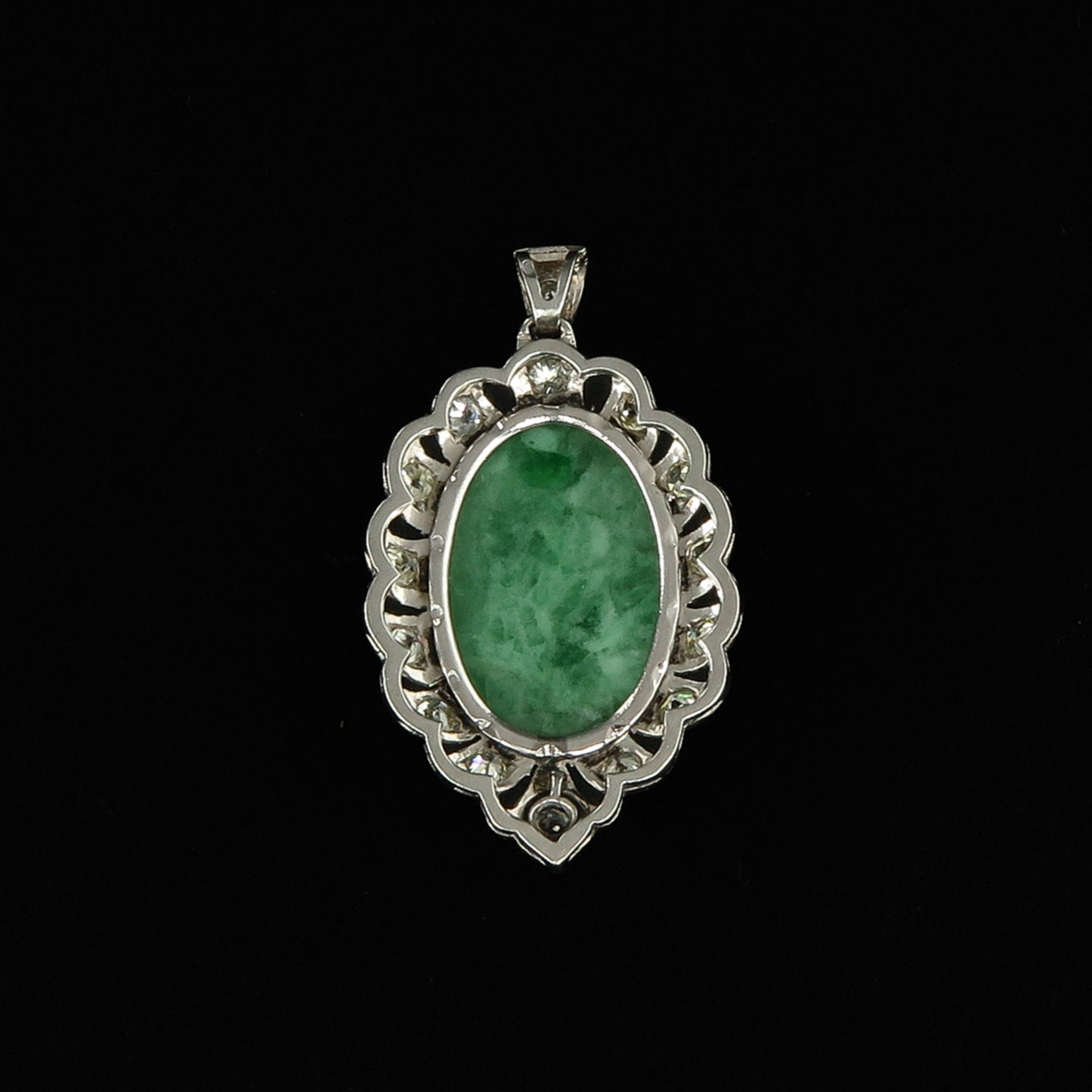 A 14KG Jade and Diamond Pednat - Image 2 of 2