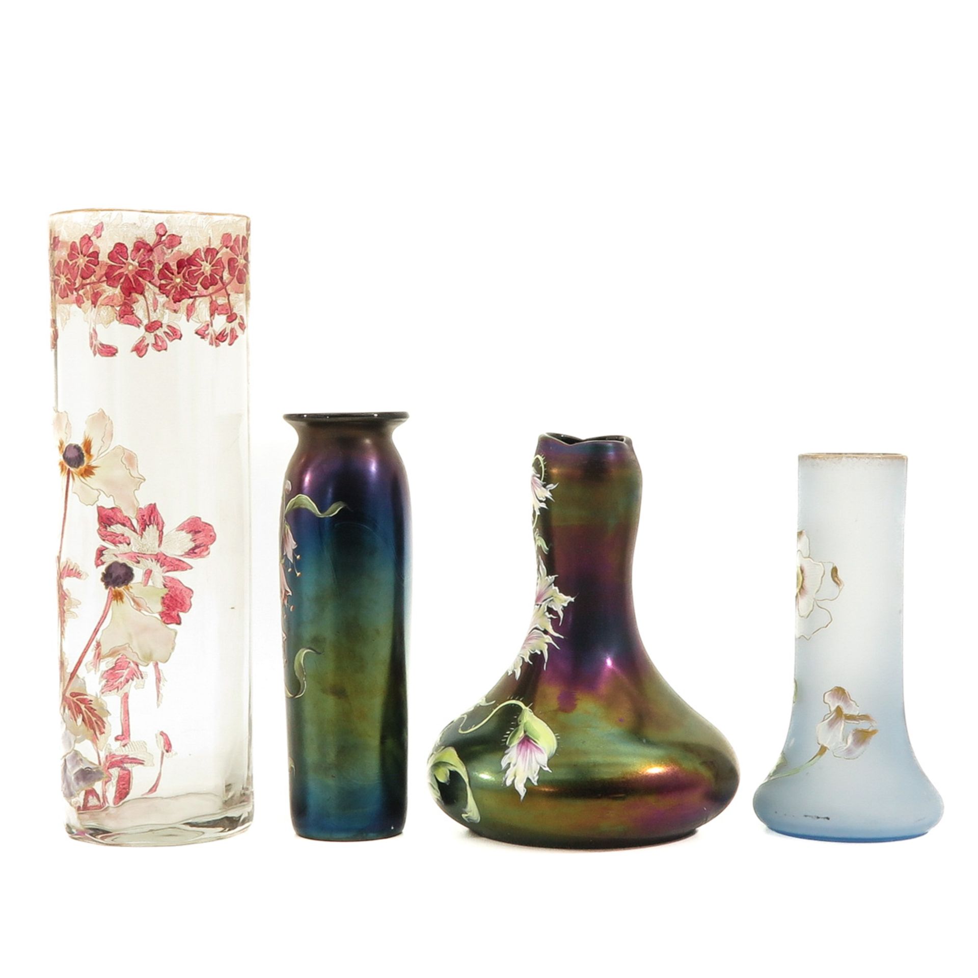 A Collection of 4 Vases - Image 2 of 10