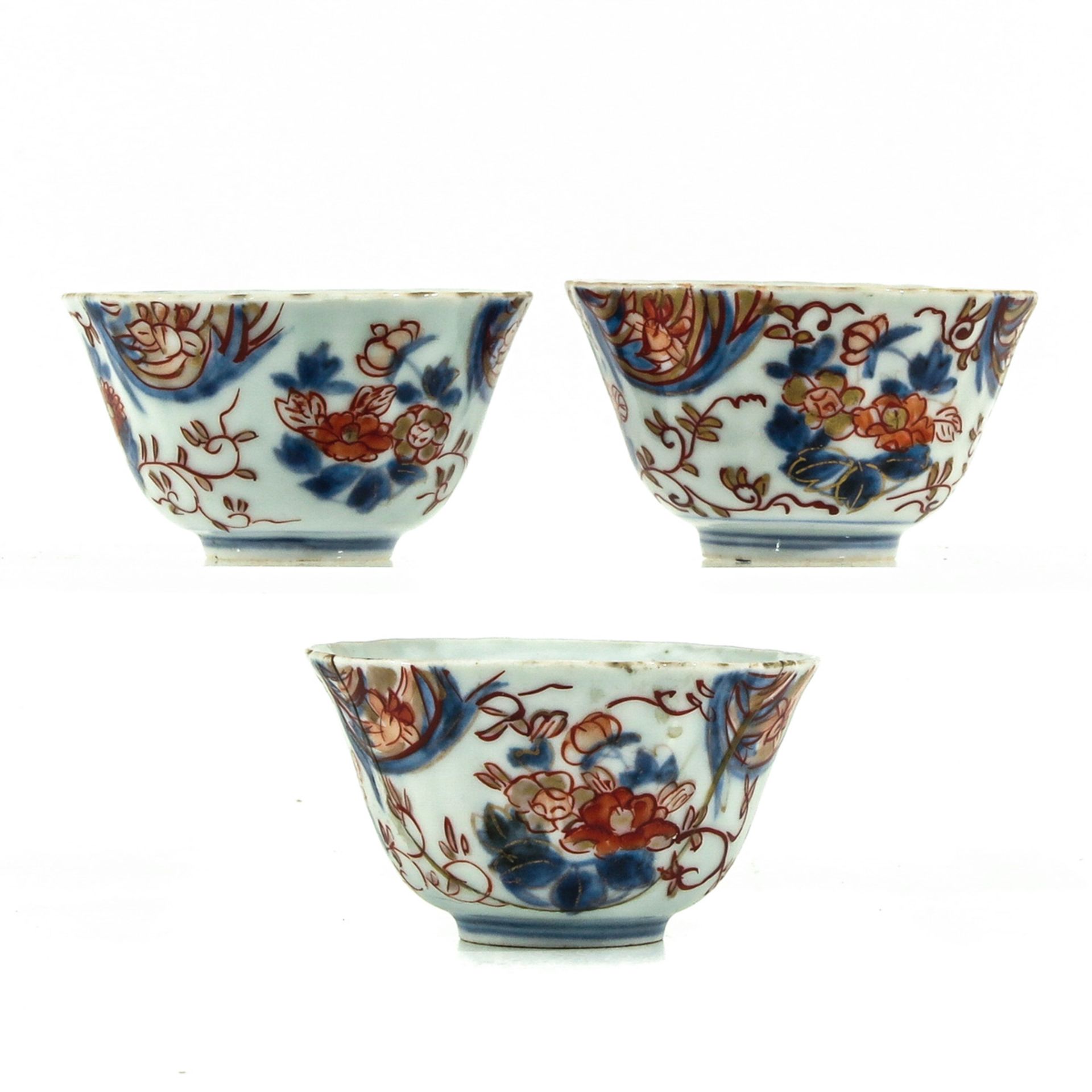 A Collection of Imari Porcelain - Bild 2 aus 10
