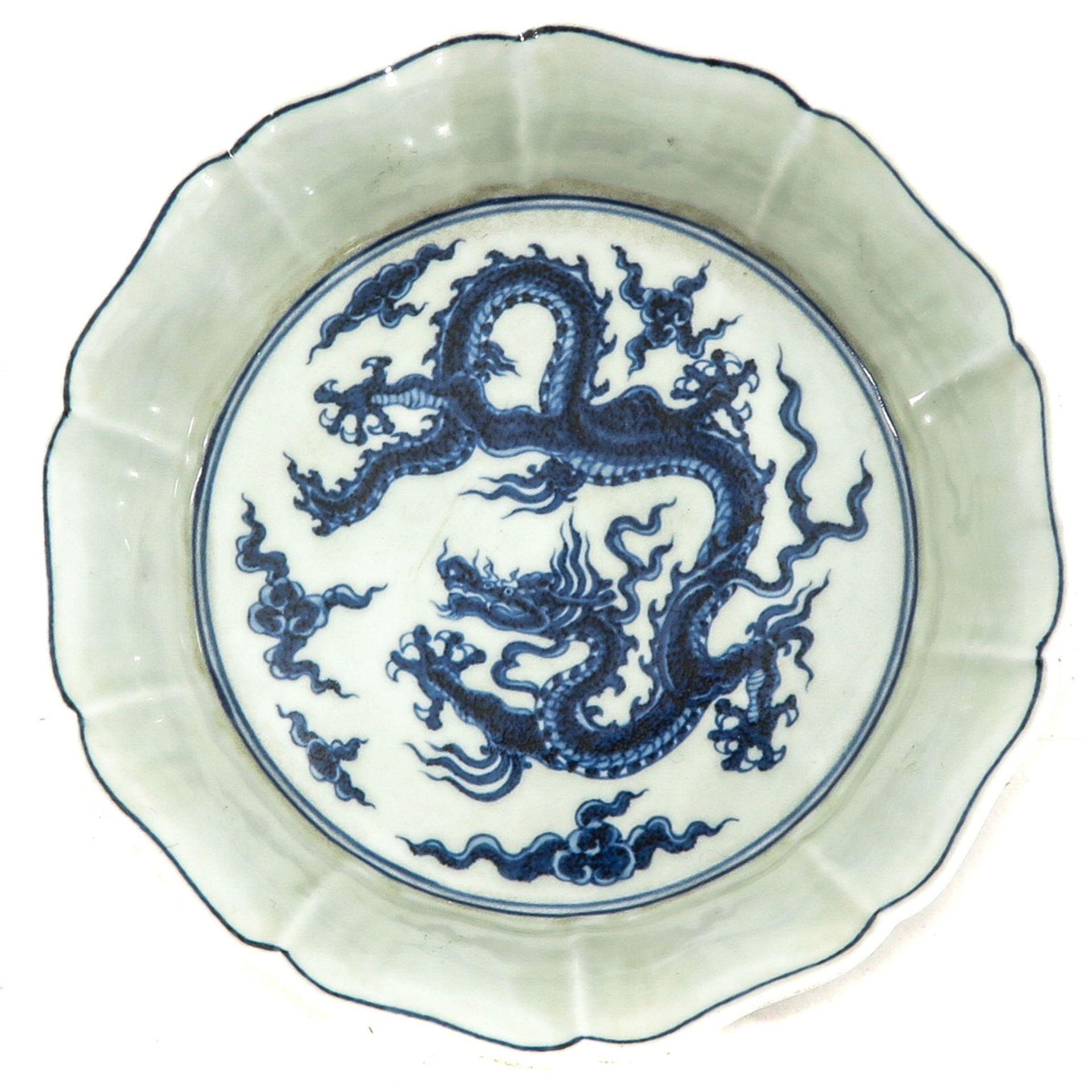 A Dragon Dish - Image 5 of 10