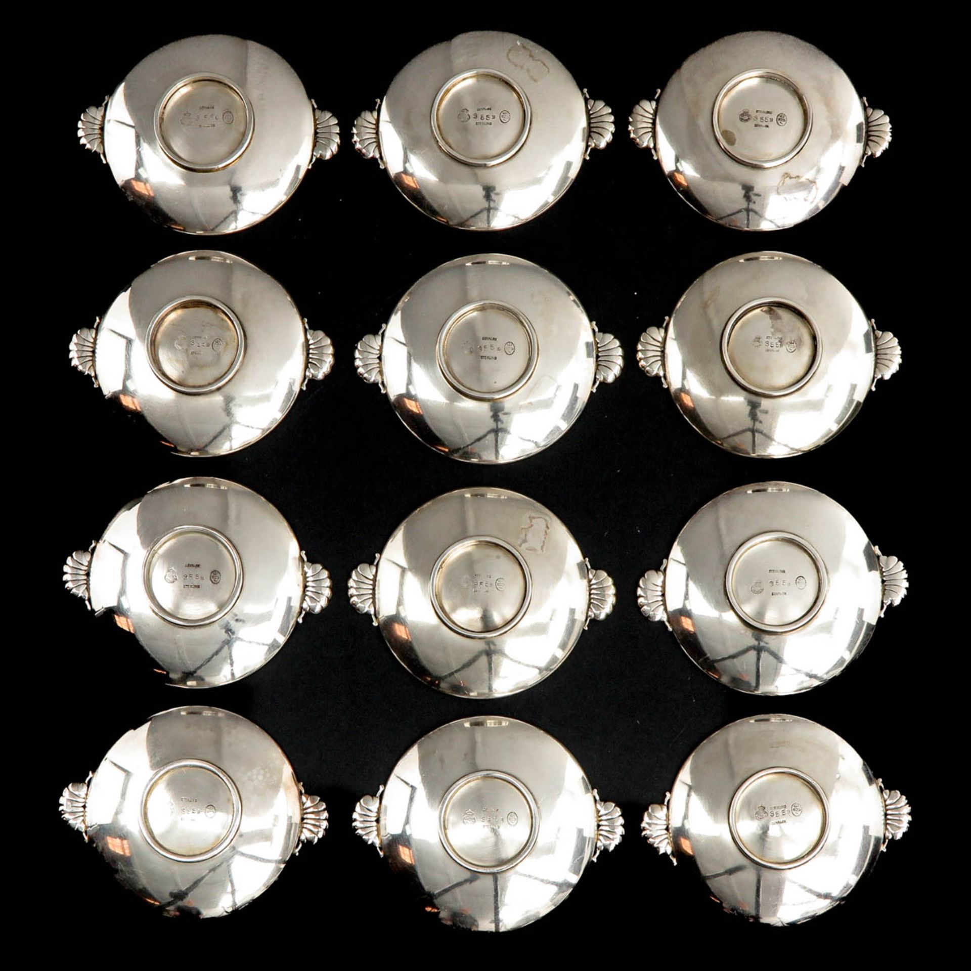 A Series of 12 Silver Georg Jensen Plates - Image 2 of 5