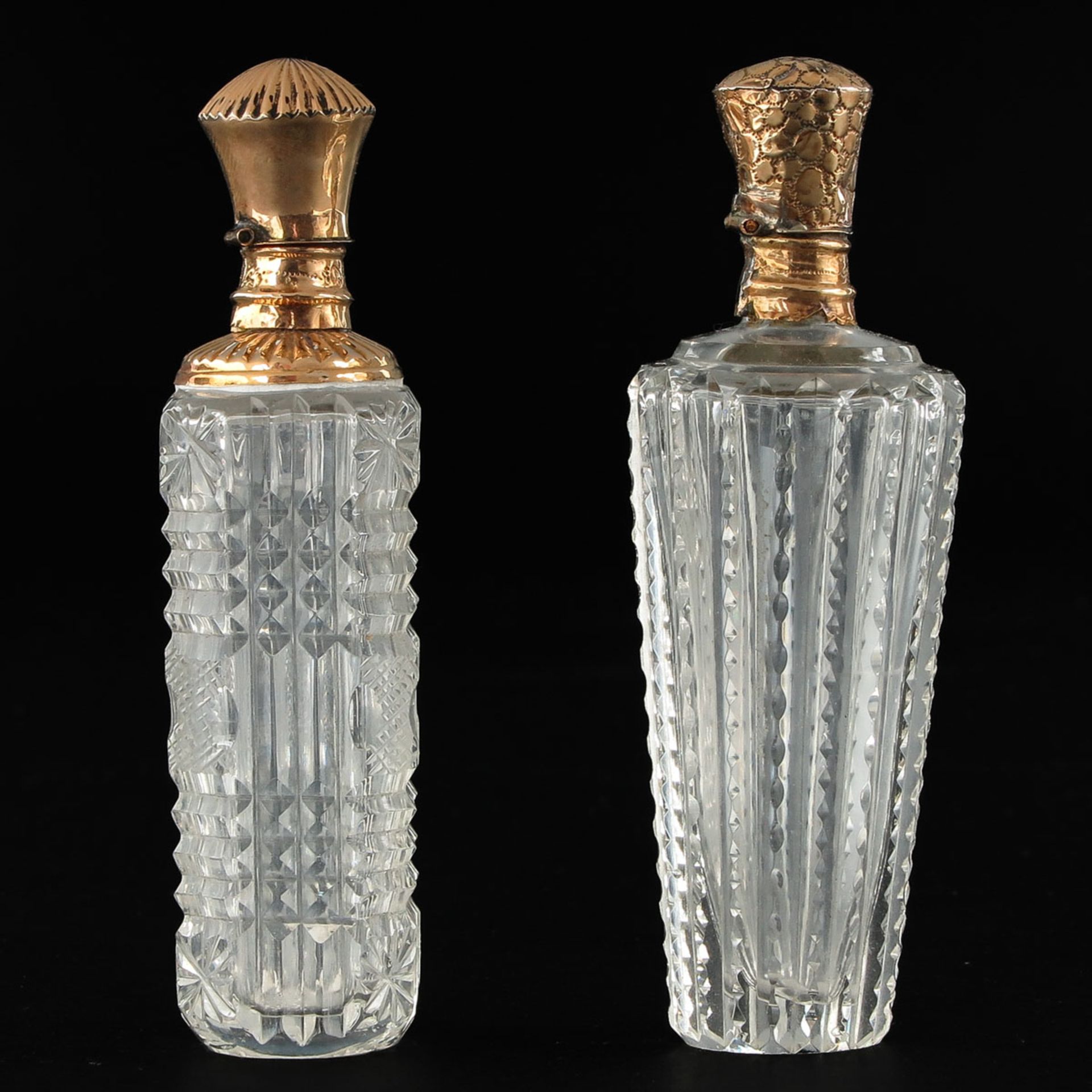 A Lot of 2 Perfume Bottles - Image 4 of 9